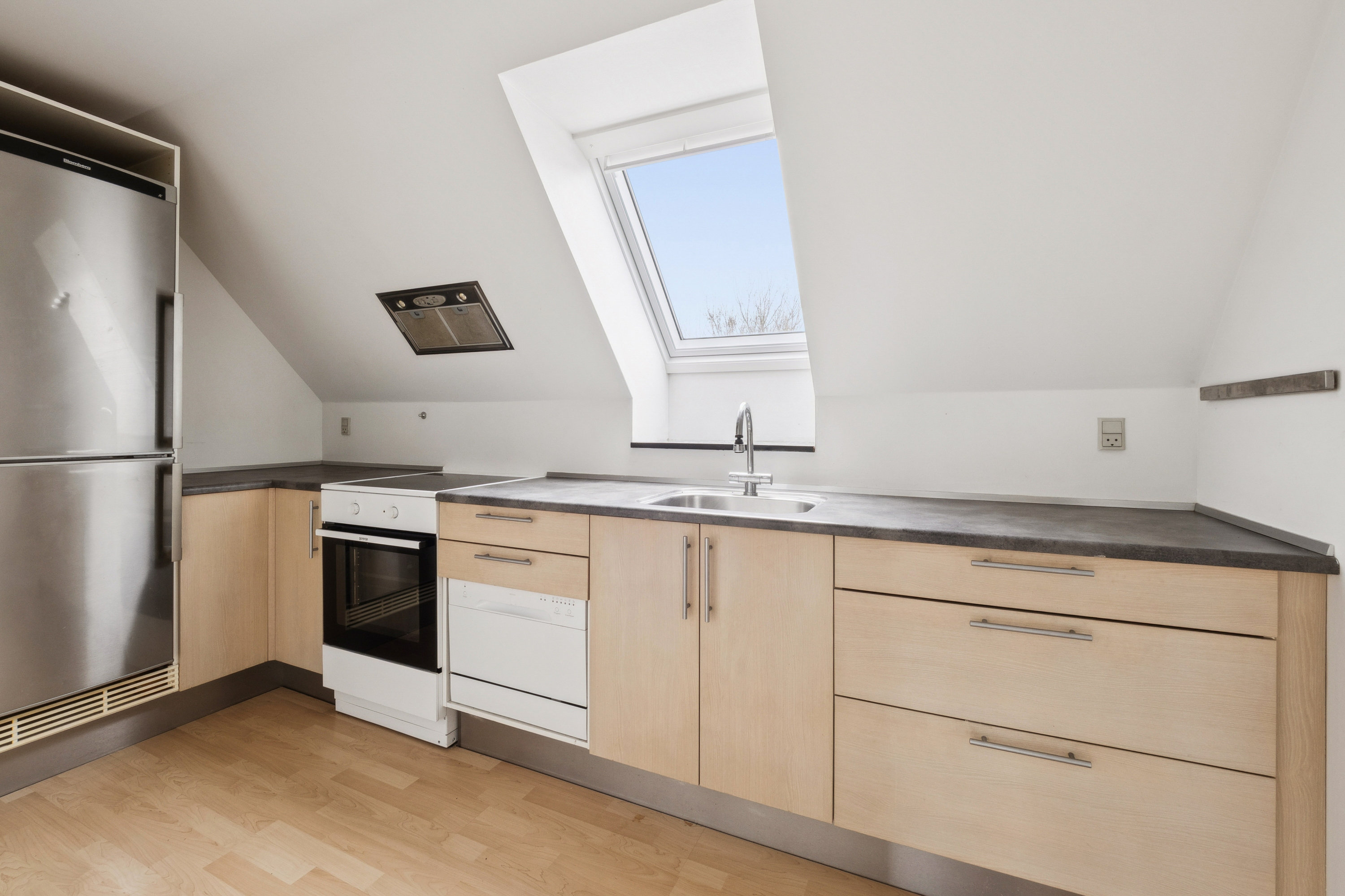 Fremhævet køkken billede i fuldskærmstilstand. Billede af Bystedvej 16, Durup, 7870 Roslev