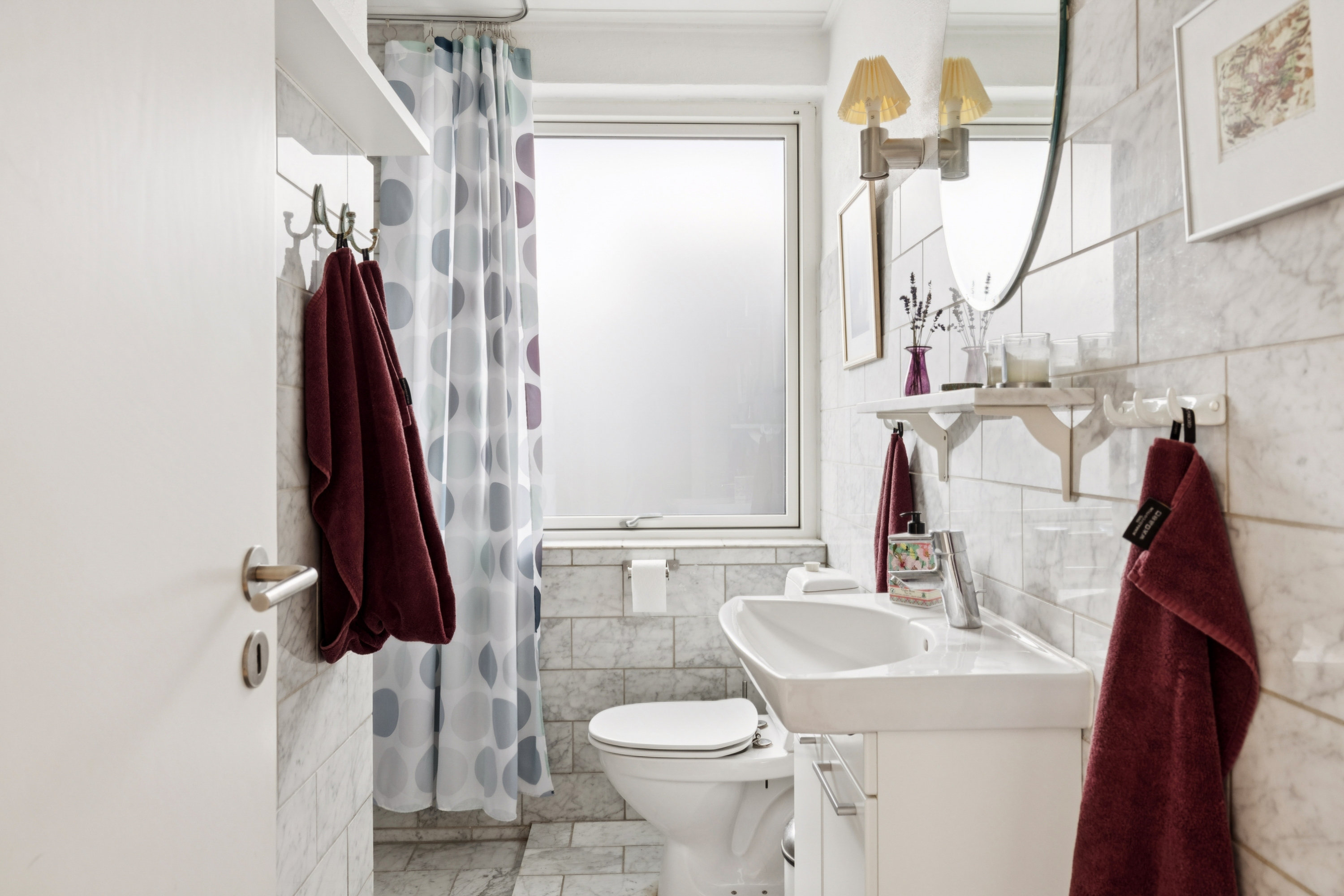 Fremhævet badeværelse billede i fuldskærmstilstand. Billede af Sommerlyst 91, 8500 Grenaa