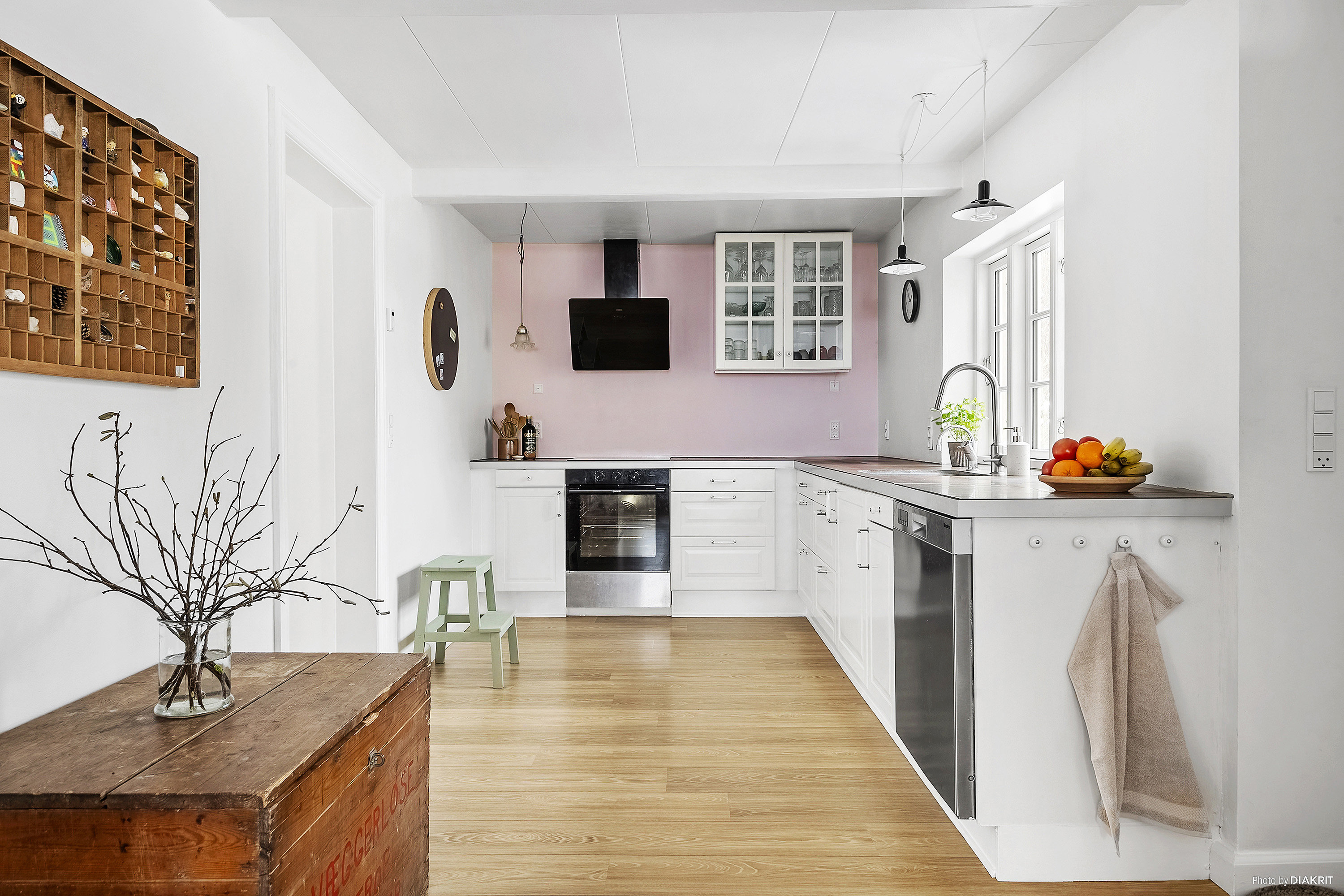 Fremhævet køkken billede i fuldskærmstilstand. Billede af Dyngby Møllevej 21, Dyngby, 8300 Odder