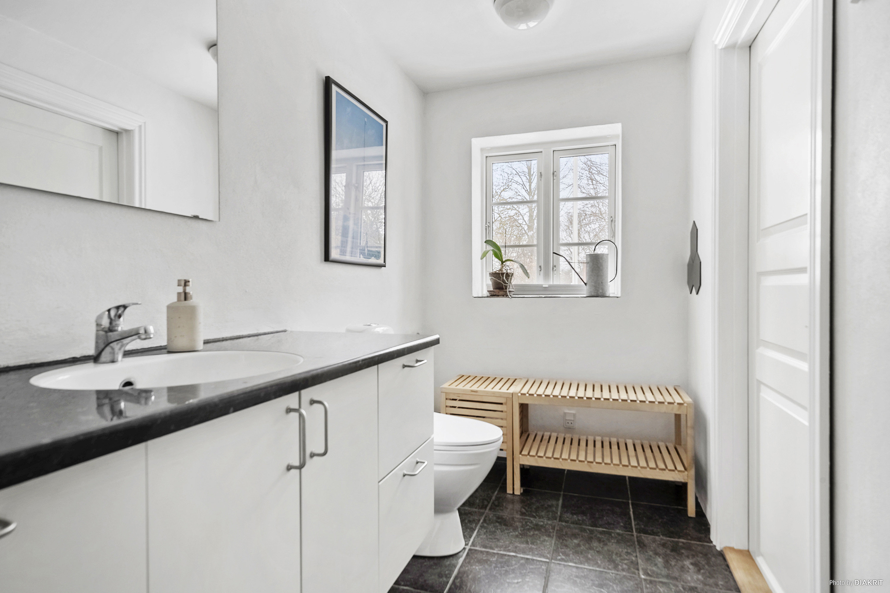 Fremhævet badeværelse billede i fuldskærmstilstand. Billede af Dyngby Møllevej 21, Dyngby, 8300 Odder