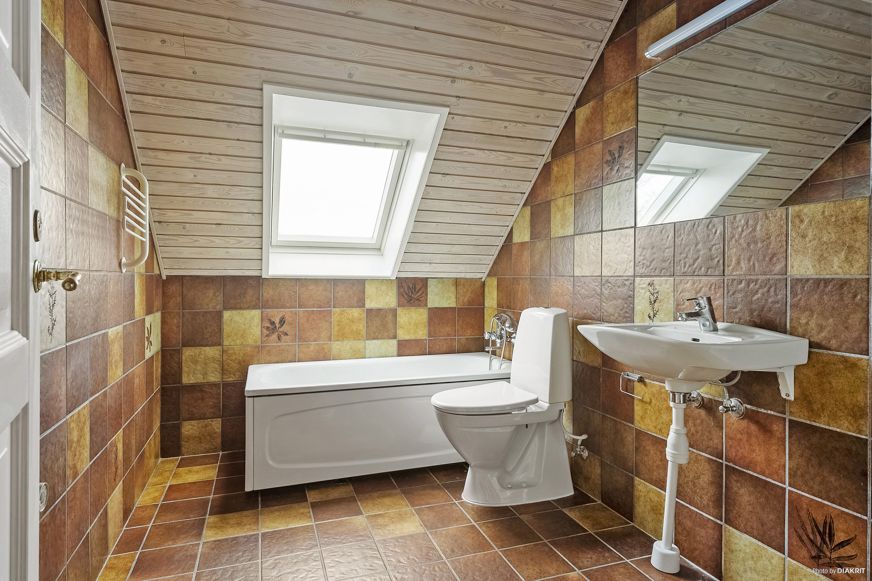 Fremhævet badeværelse billede i fuldskærmstilstand. Billede af Vestergårdsvej 25, Boulstrup, 8300 Odder