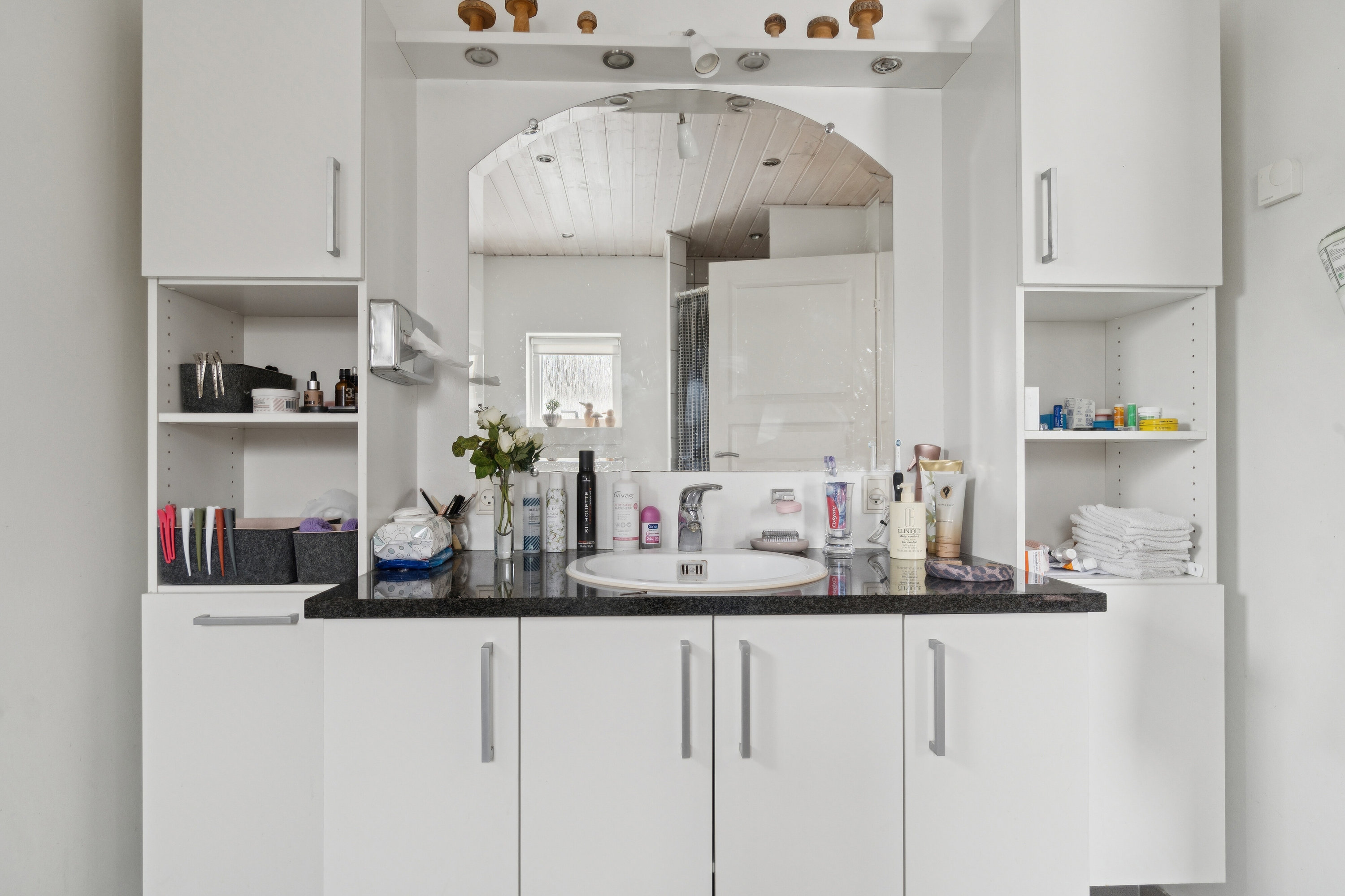 Fremhævet badeværelse billede i fuldskærmstilstand. Billede af Poul Helgesens Vej 21, 8260 Viby J