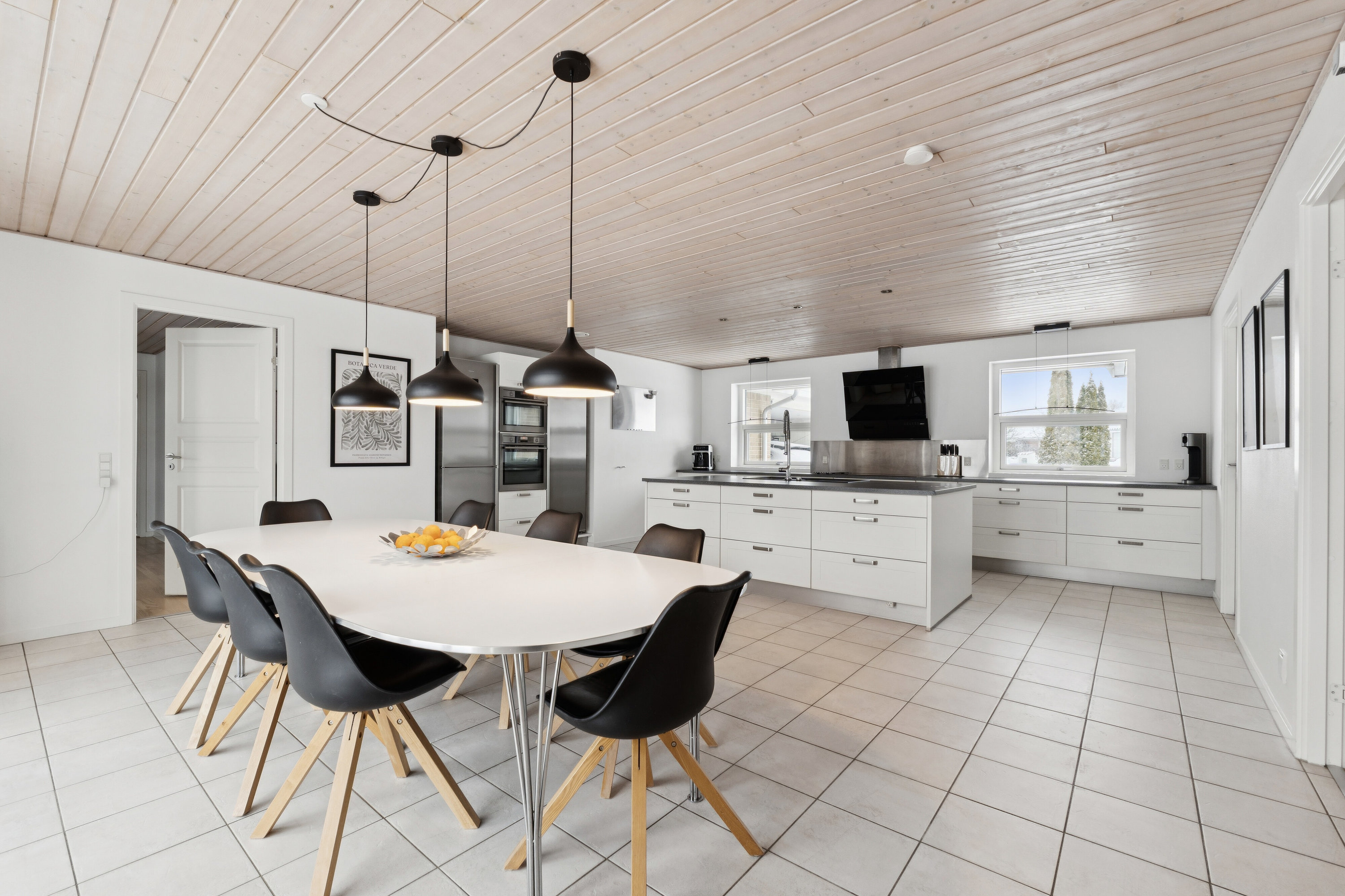 Fremhævet køkken billede i fuldskærmstilstand. Billede af Maegaardsvej 2, 5856 Ryslinge