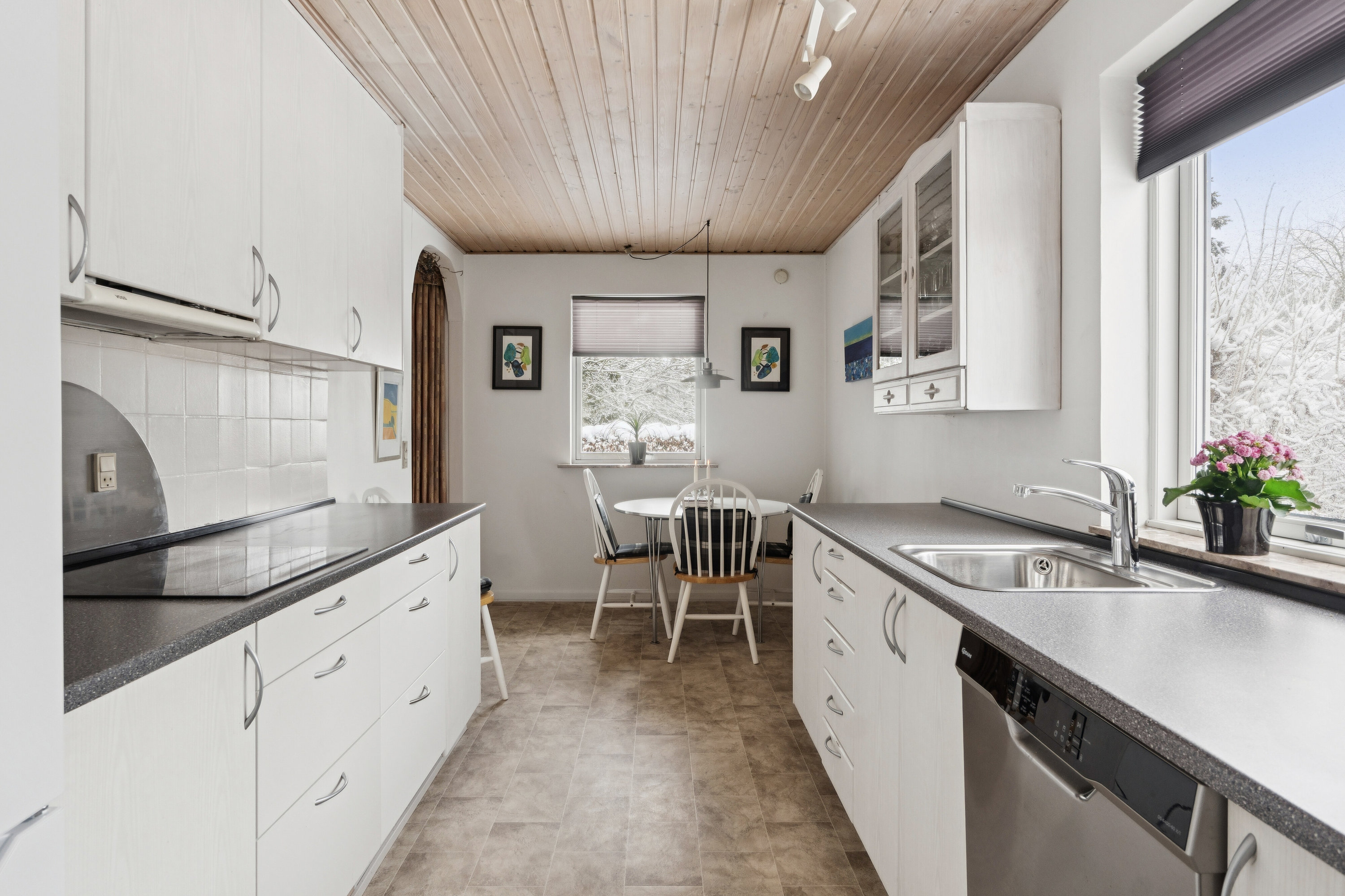 Fremhævet køkken billede i fuldskærmstilstand. Billede af Rysagervej 18, 4690 Haslev