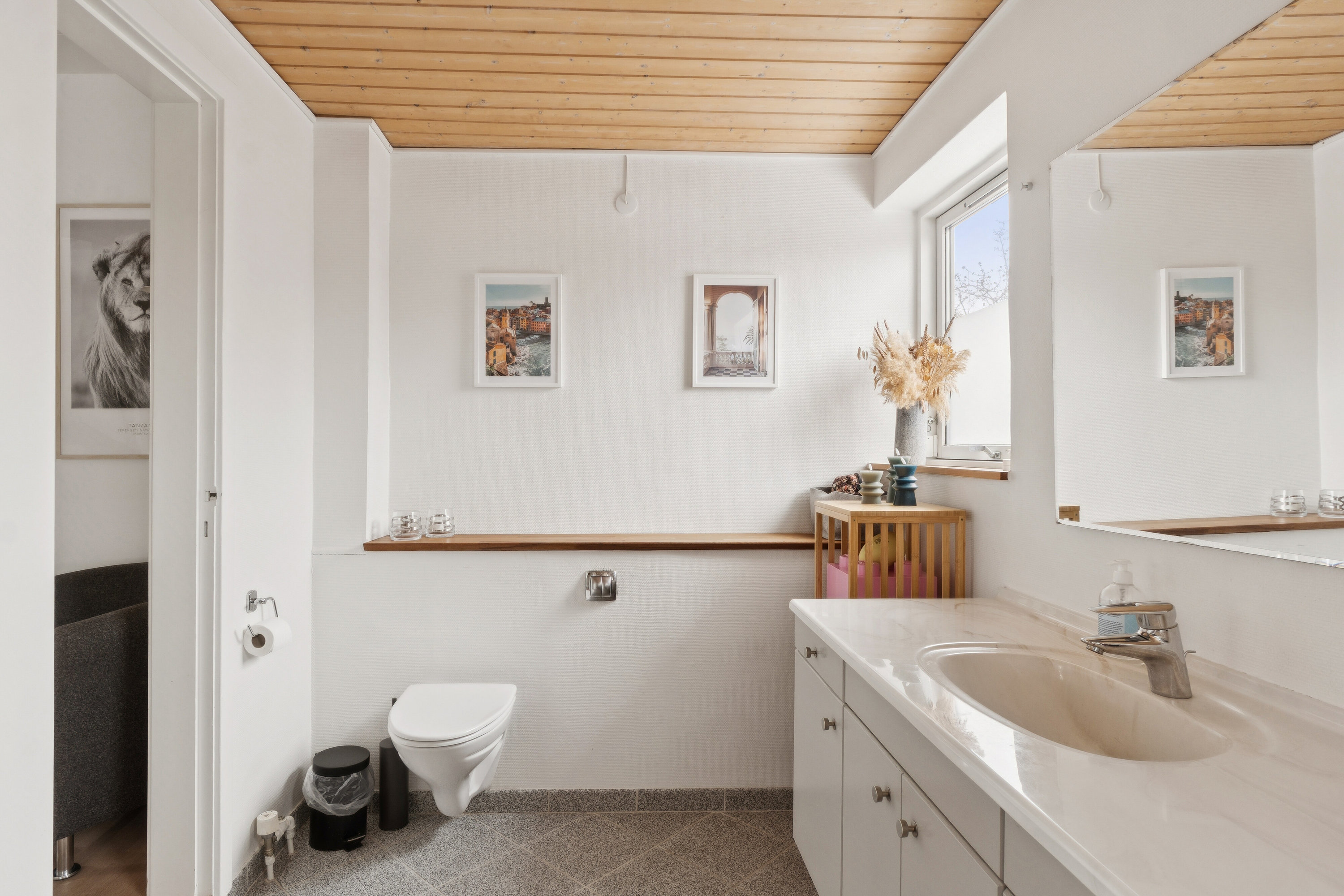 Fremhævet badeværelse billede i fuldskærmstilstand. Billede af Hejrevej 62, 4000 Roskilde