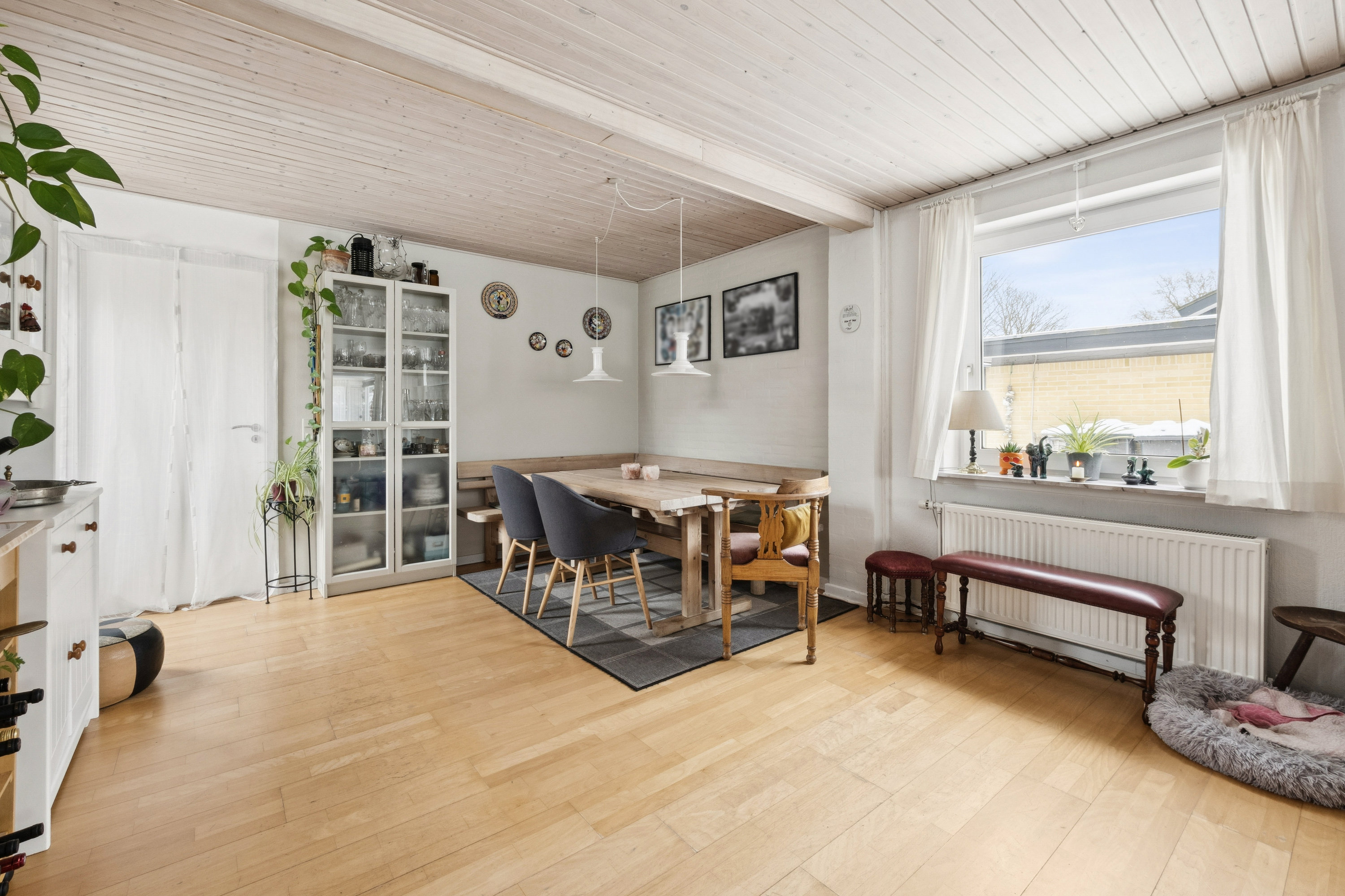 Fremhævet stue billede i fuldskærmstilstand. Billede af Villavej 3, Ejerslev, 7900 Nykøbing M