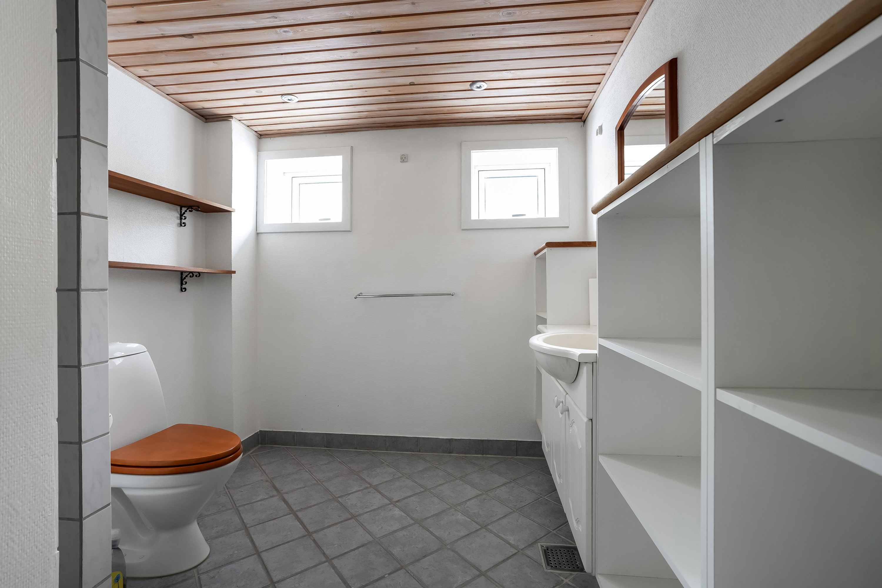 Fremhævet andet billede i fuldskærmstilstand. Billede af Birkevej 14, 5550 Langeskov