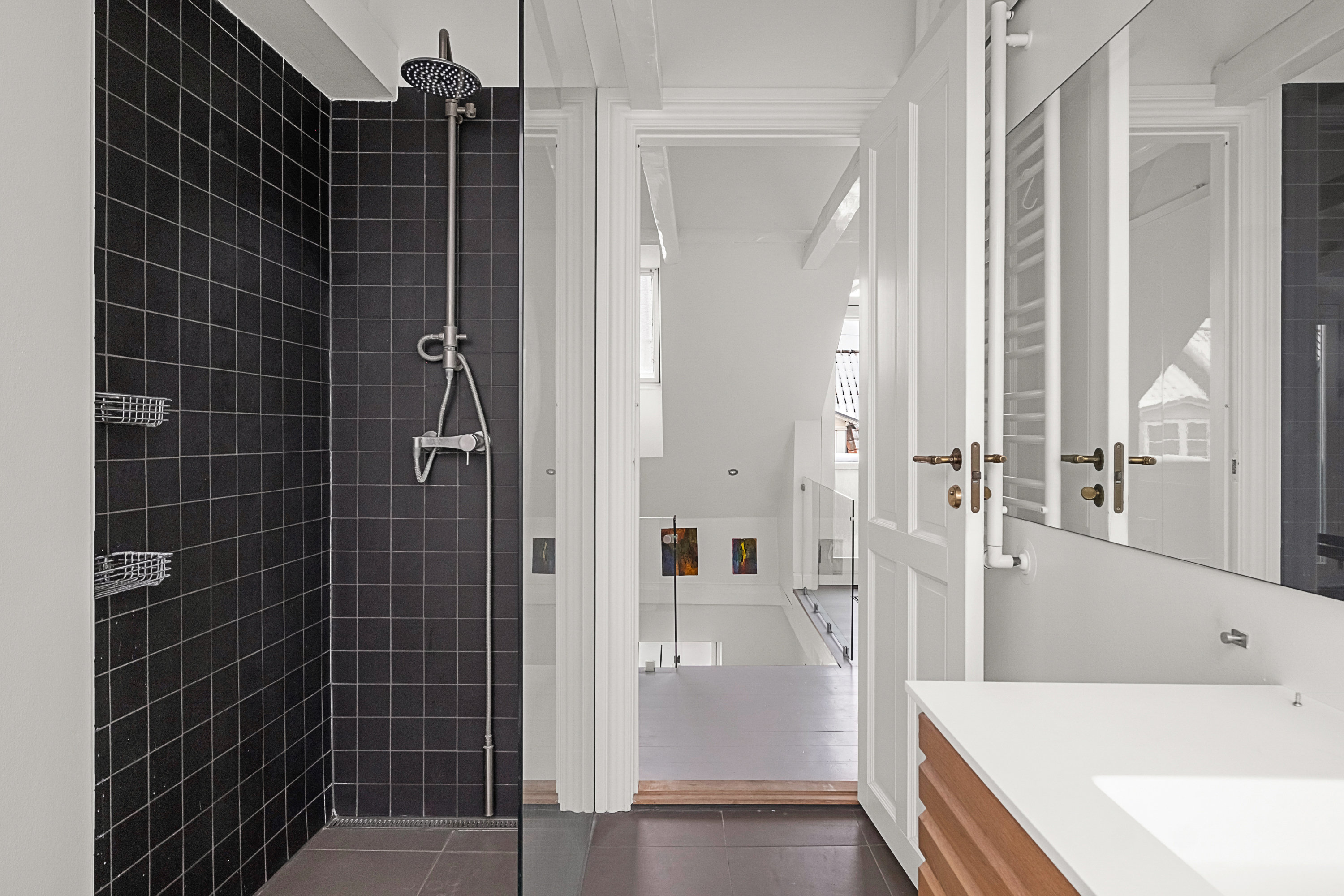 Fremhævet badeværelse billede i fuldskærmstilstand. Billede af Godthåbsgade 33, 8000 Aarhus C