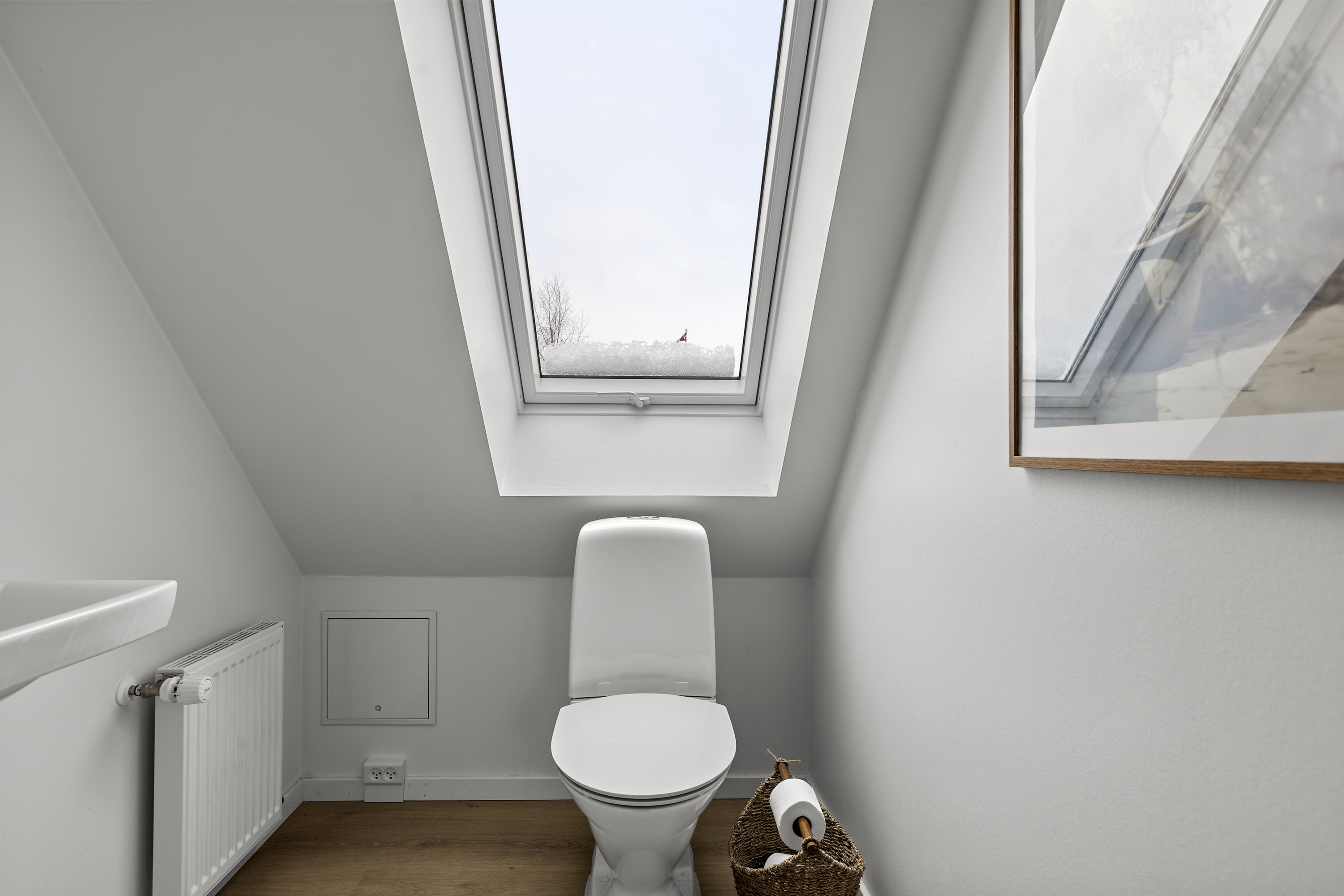 Fremhævet toilet billede i fuldskærmstilstand. Billede af Slagelsevej 52, 4180 Sorø