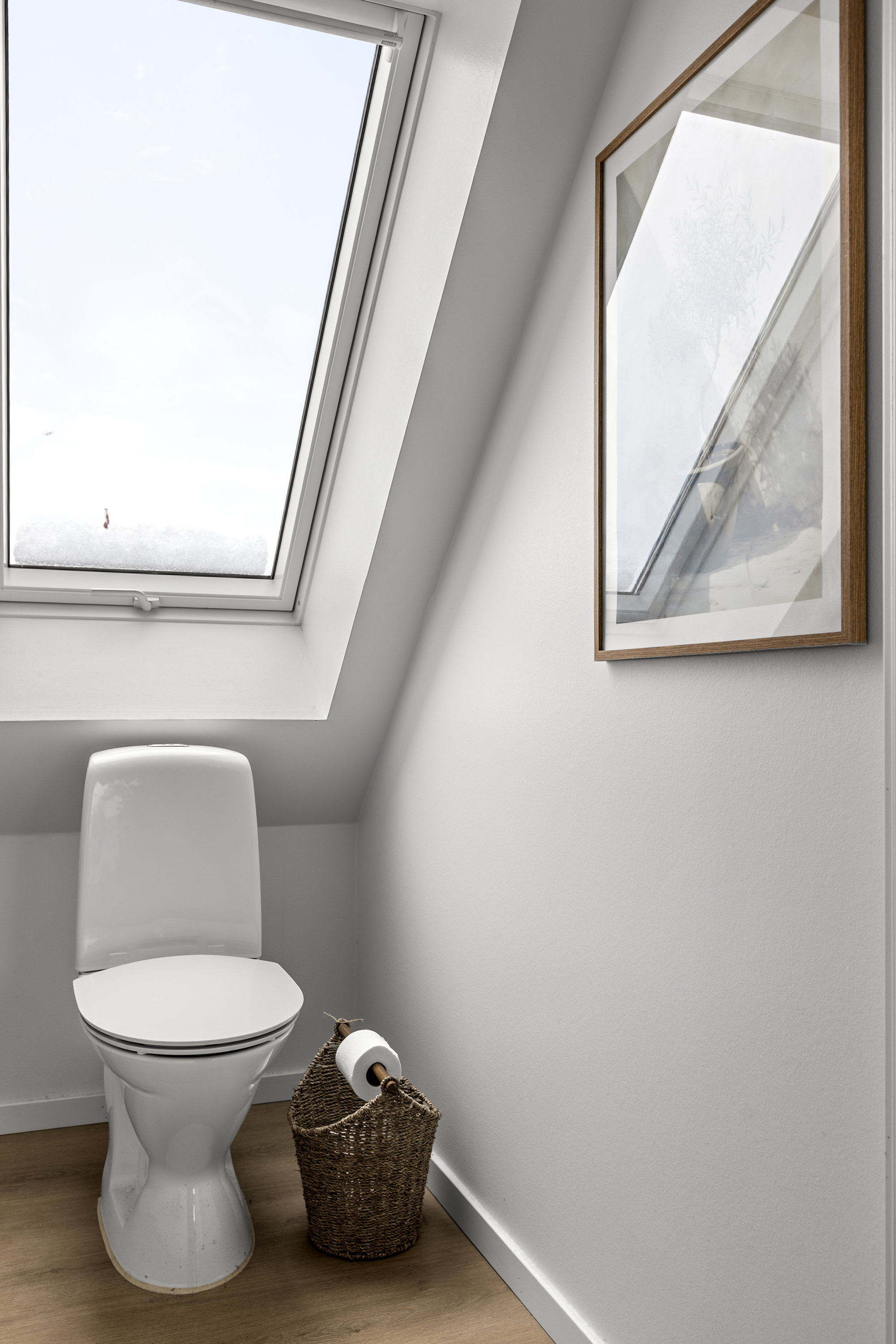 Fremhævet toilet billede i fuldskærmstilstand. Billede af Slagelsevej 52, 4180 Sorø