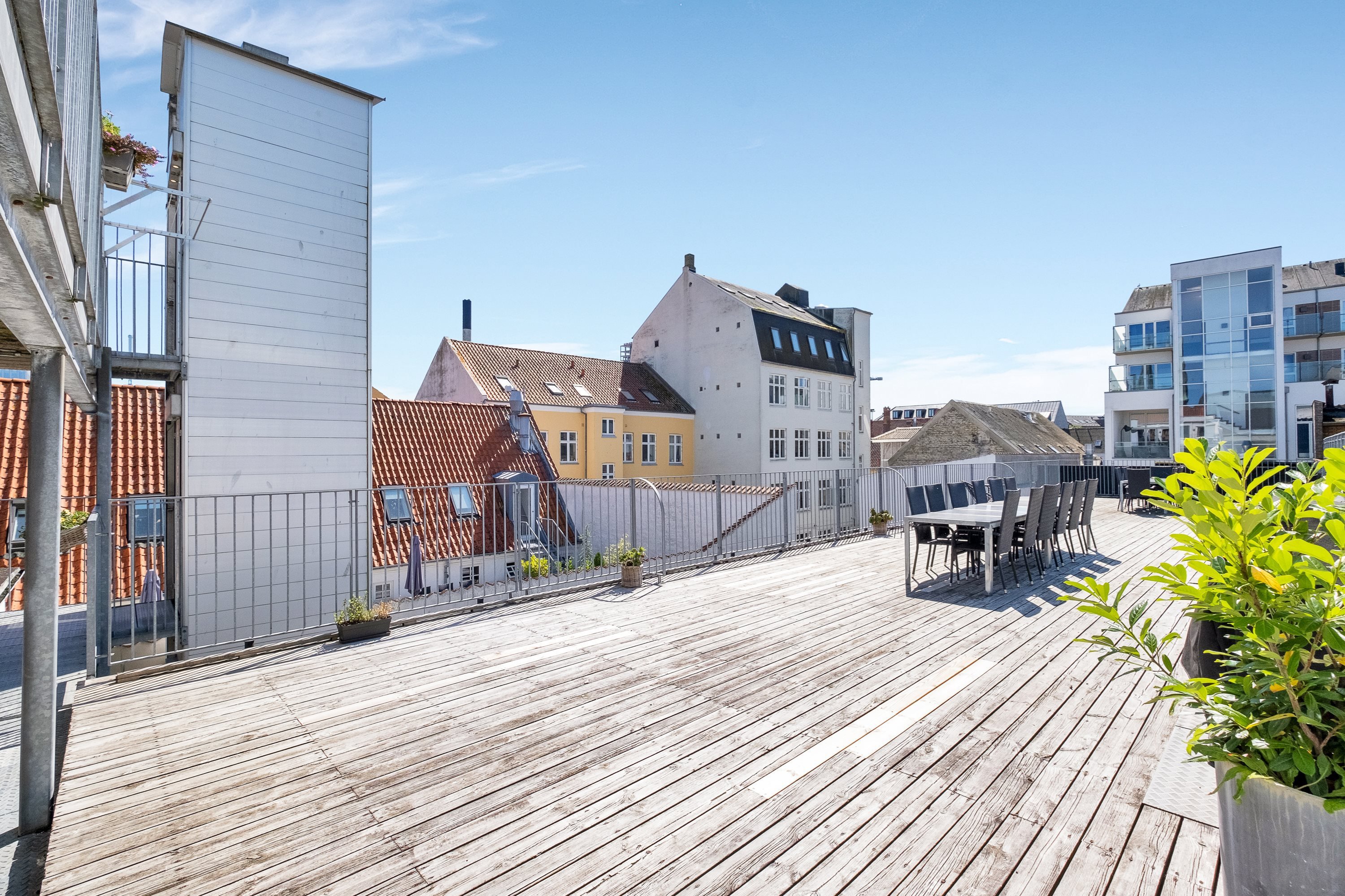 Fremhævet  billede i fuldskærmstilstand. Billede af Østergade 42, 1. 1., 8000 Aarhus C