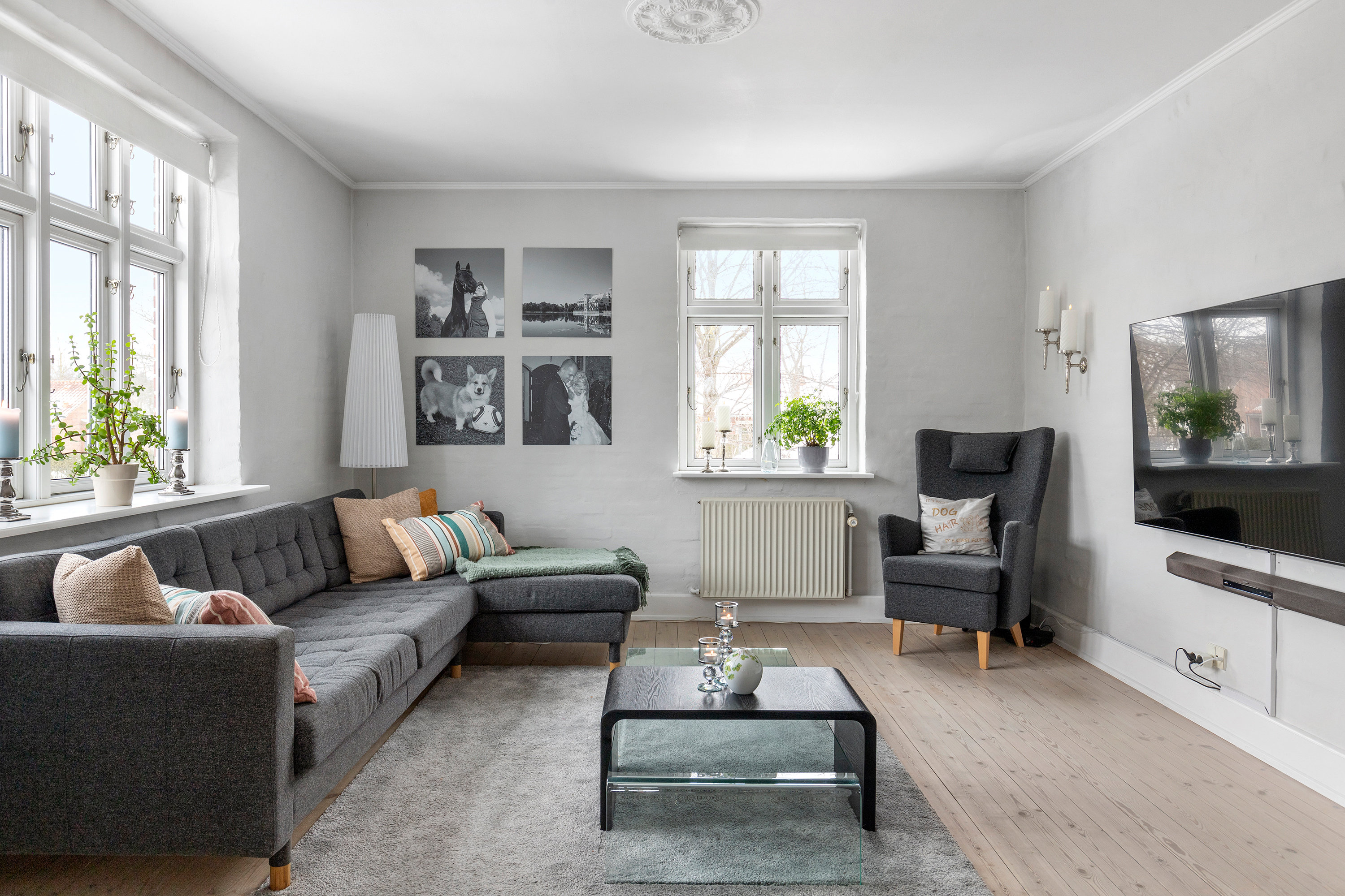 Fremhævet stue billede i fuldskærmstilstand. Billede af Nørregade 98, 9700 Brønderslev