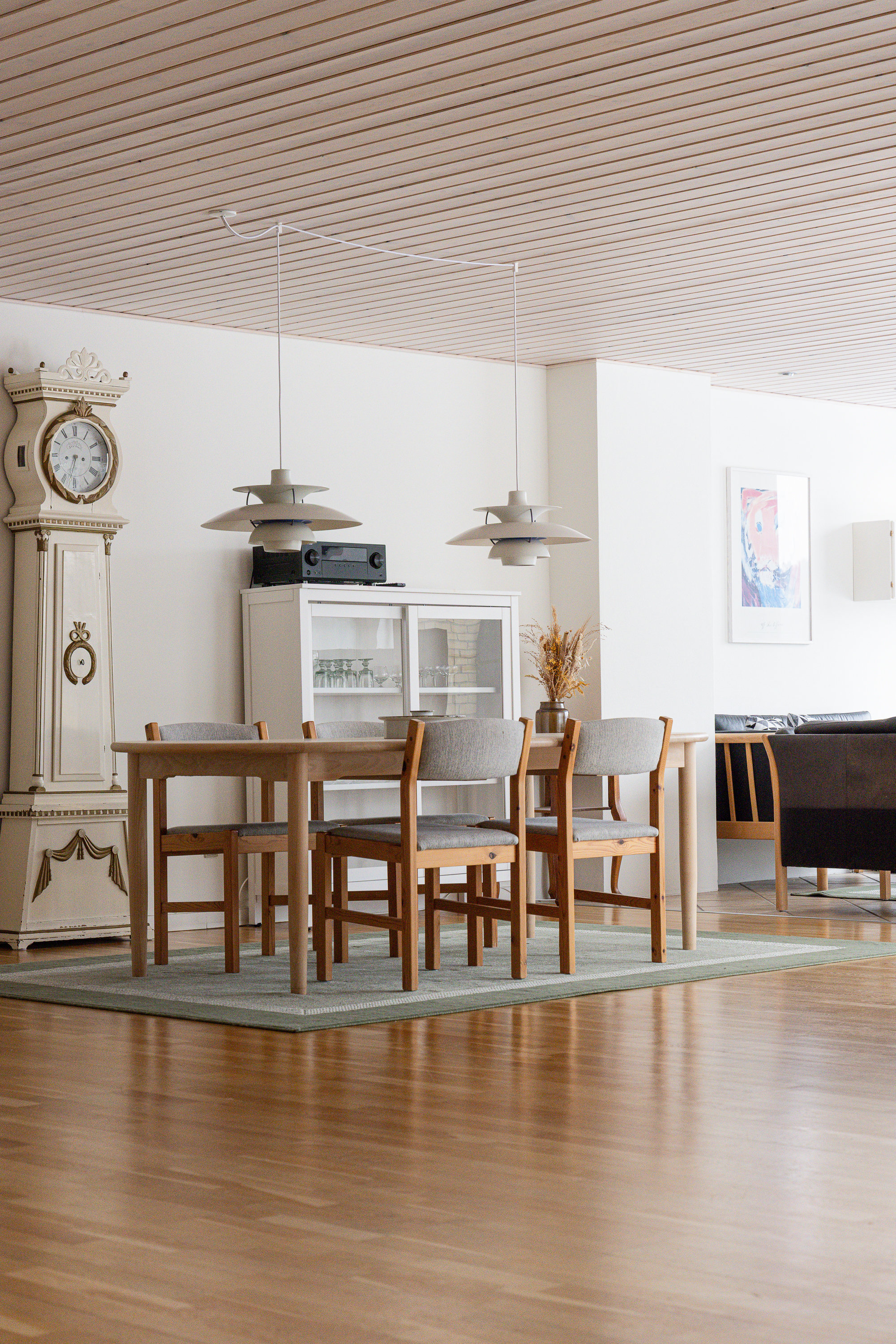 Fremhævet stue billede i fuldskærmstilstand. Billede af Rosenborgvangen 8, 8600 Silkeborg