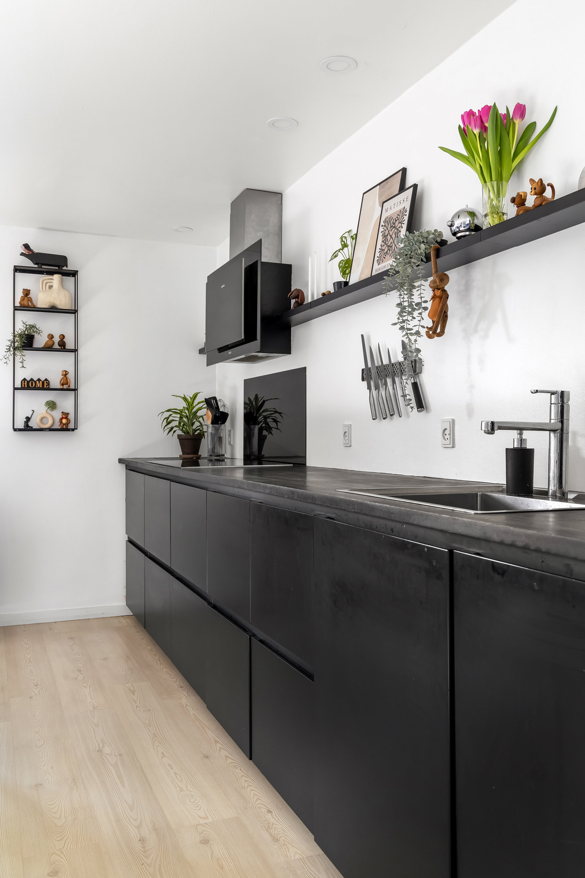 Fremhævet køkken billede i fuldskærmstilstand. Billede af Øvej 31B, 3550 Slangerup