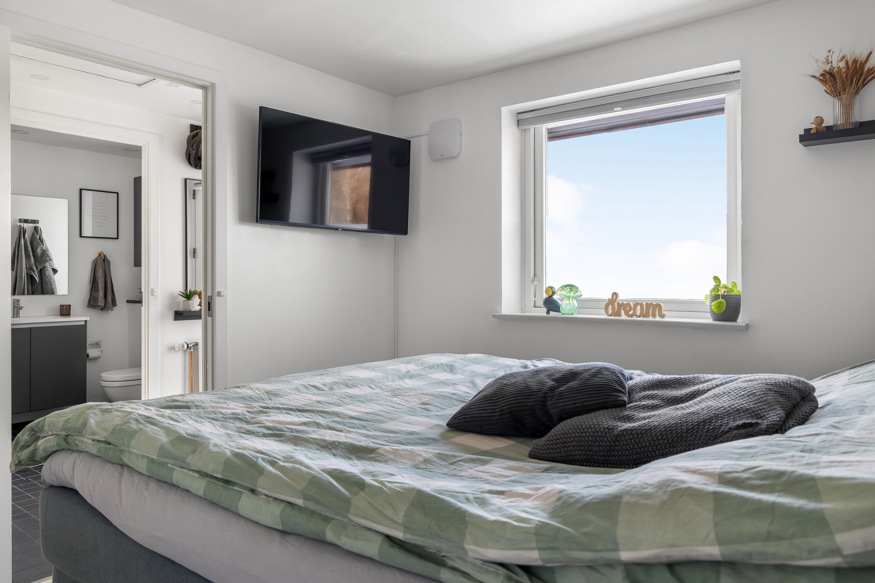 Fremhævet soveværelse billede i fuldskærmstilstand. Billede af Øvej 31B, 3550 Slangerup