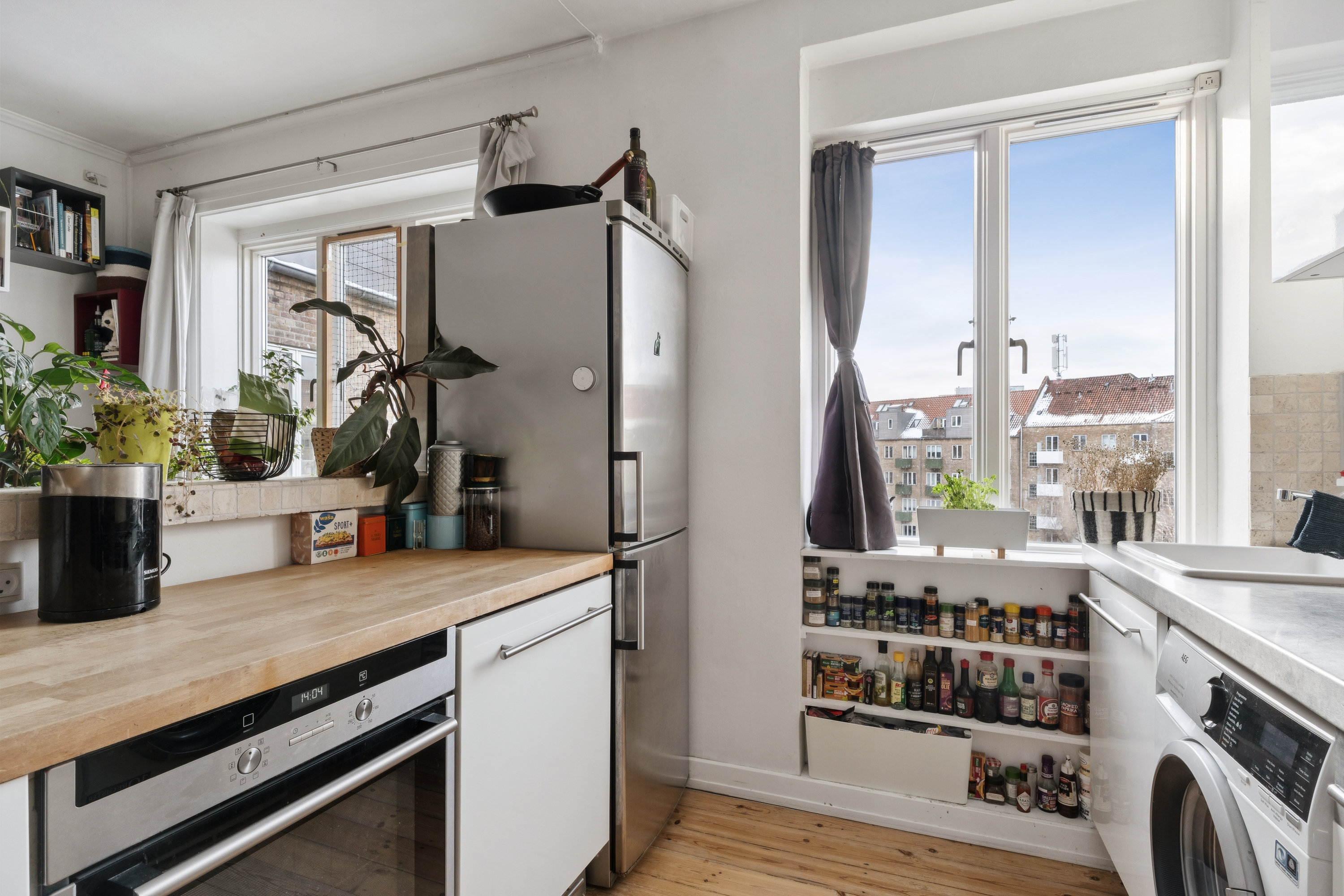 Fremhævet køkken billede i fuldskærmstilstand. Billede af Sankt Kjelds Gade 25, 4. tv., 2100 København Ø