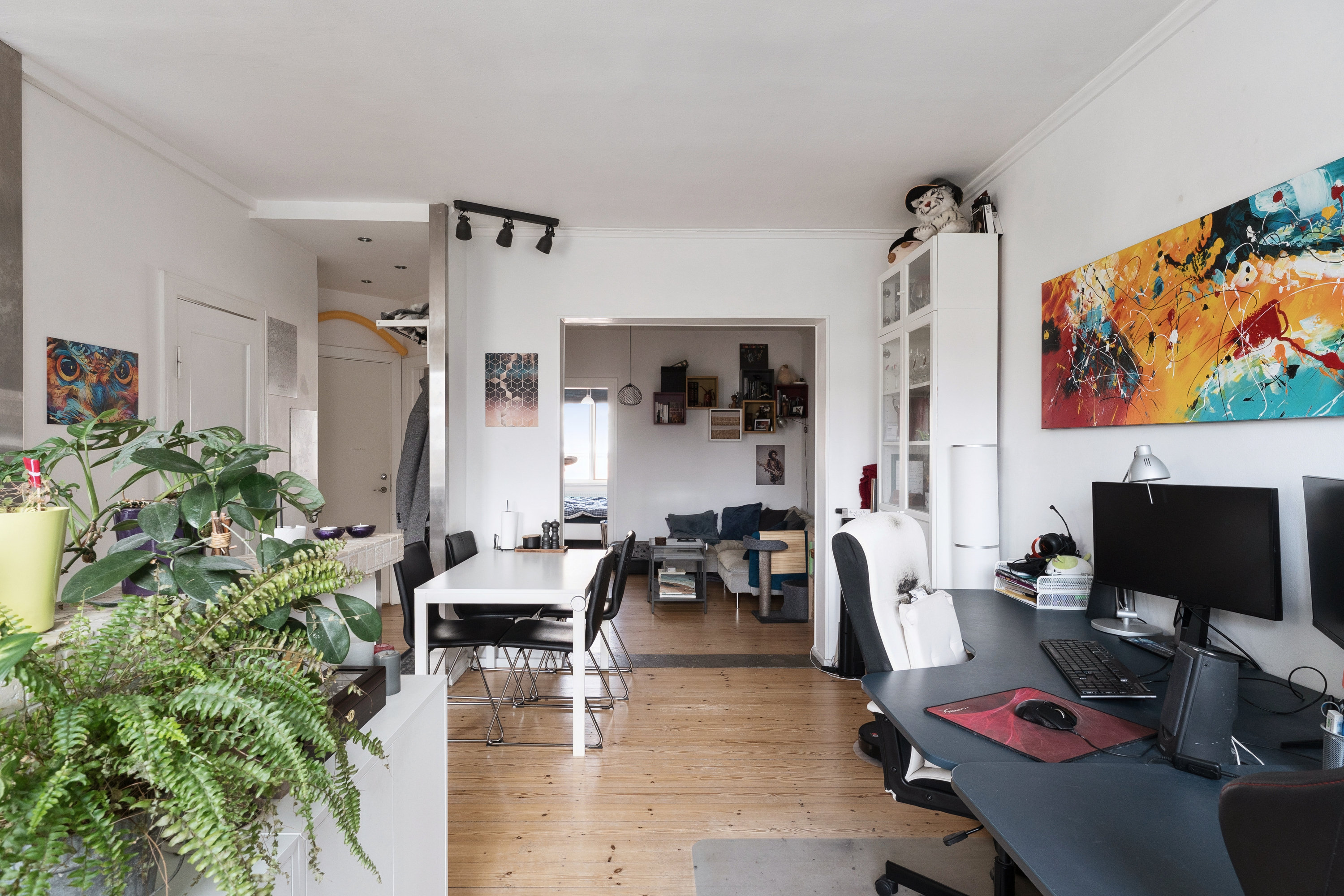 Fremhævet stue billede i fuldskærmstilstand. Billede af Sankt Kjelds Gade 25, 4. tv., 2100 København Ø