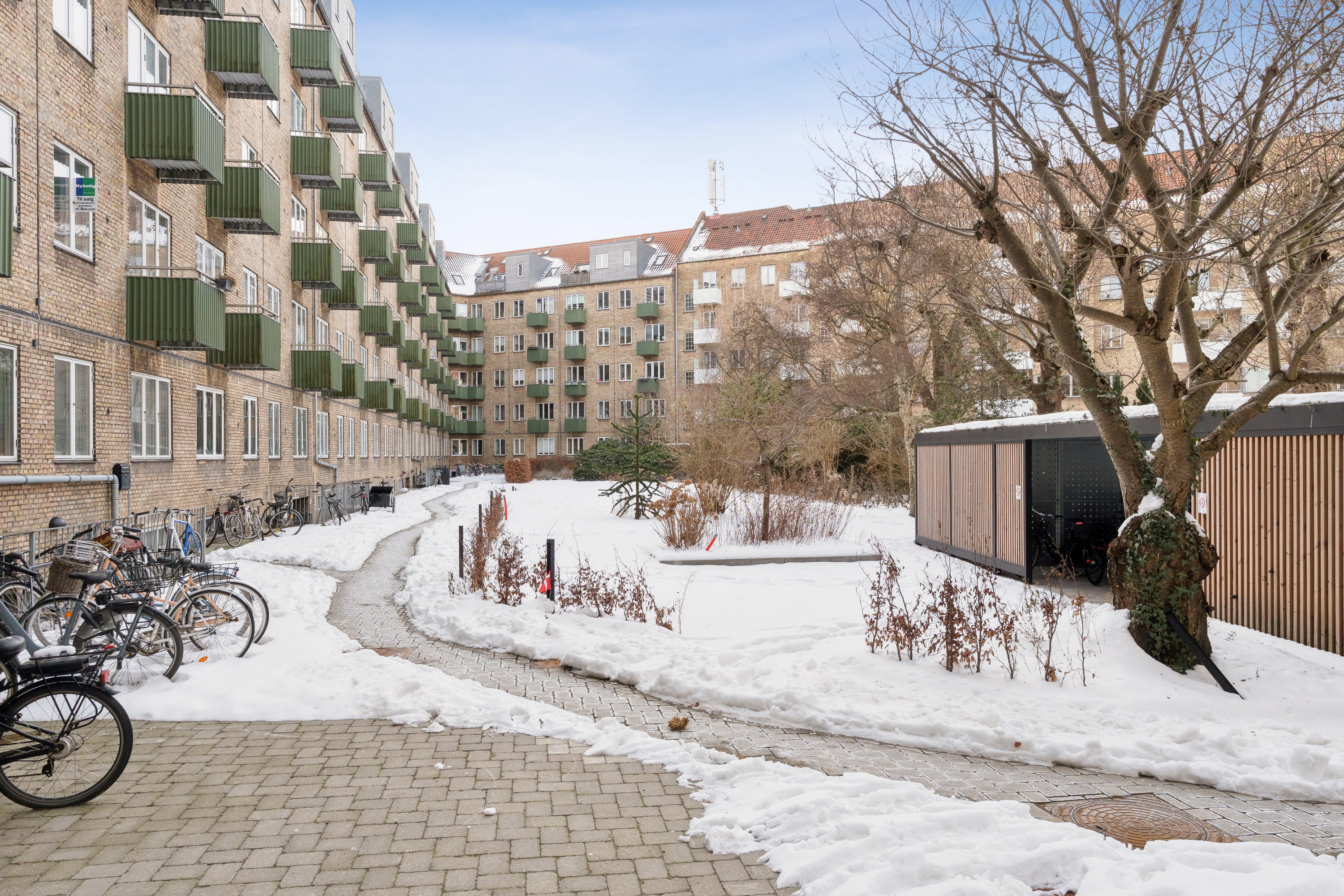 Fremhævet andet billede i fuldskærmstilstand. Billede af Sankt Kjelds Gade 25, 4. tv., 2100 København Ø