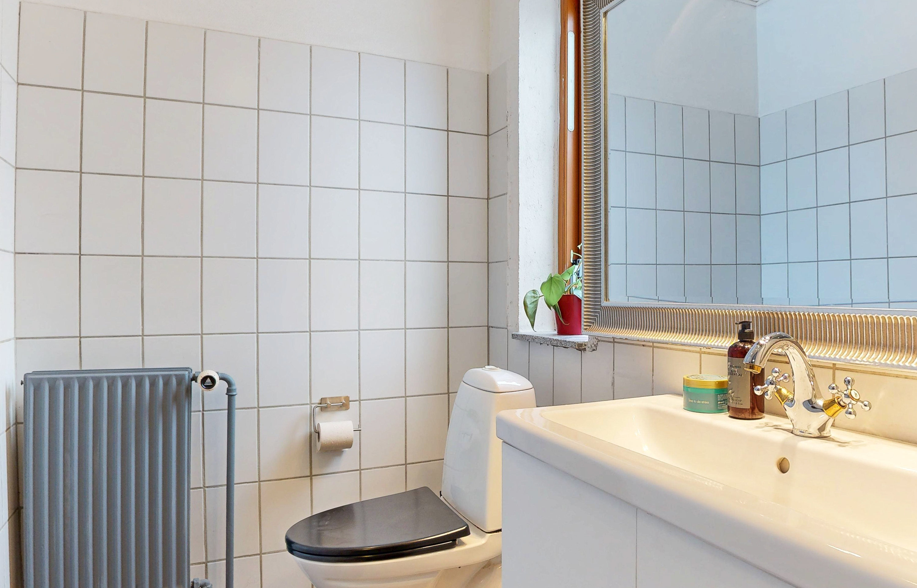 Fremhævet badeværelse billede i fuldskærmstilstand. Billede af Møllegårds Allé 6, 8600 Silkeborg