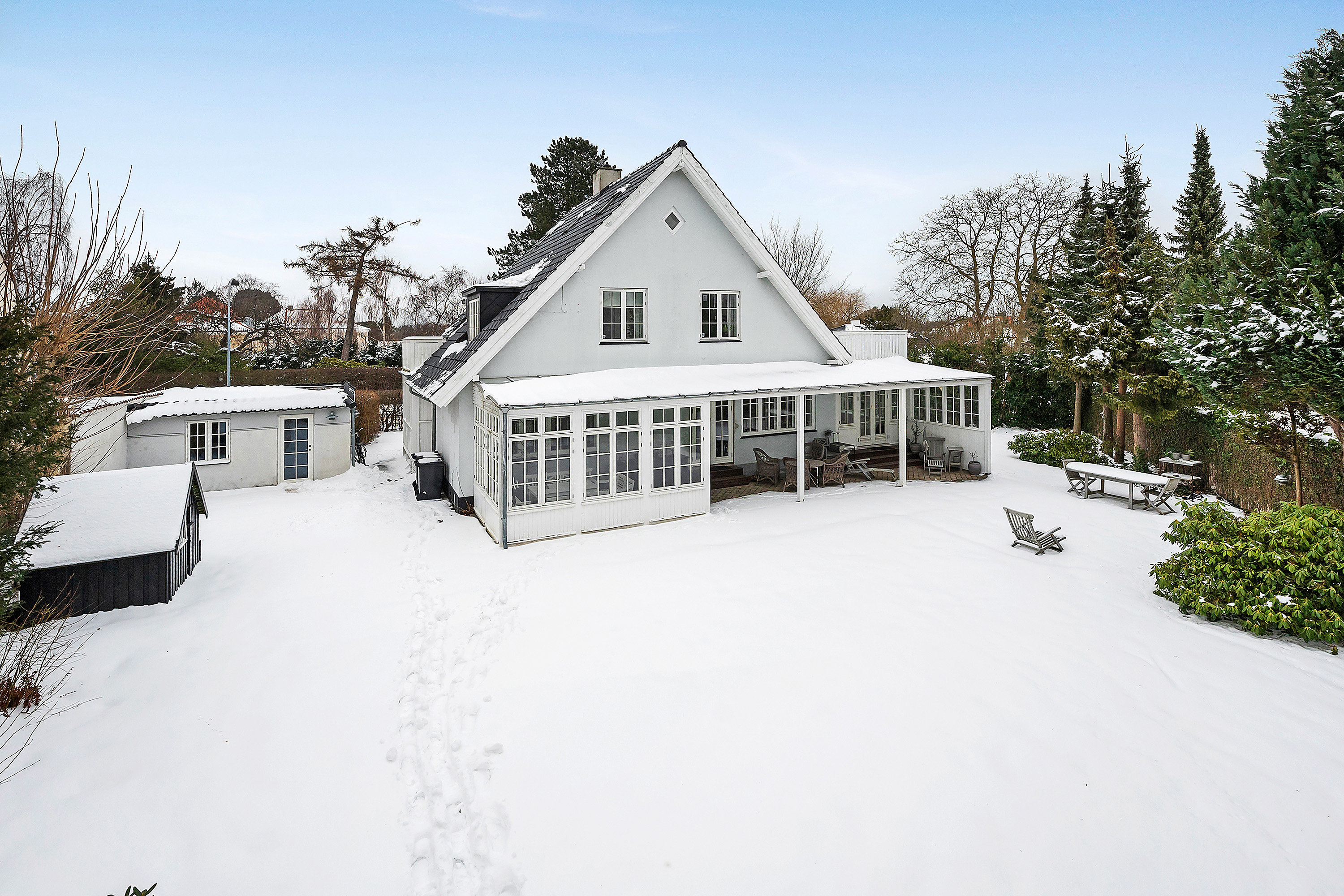 Fremhævet  billede i fuldskærmstilstand. Billede af Hjortevangen 3, 2920 Charlottenlund