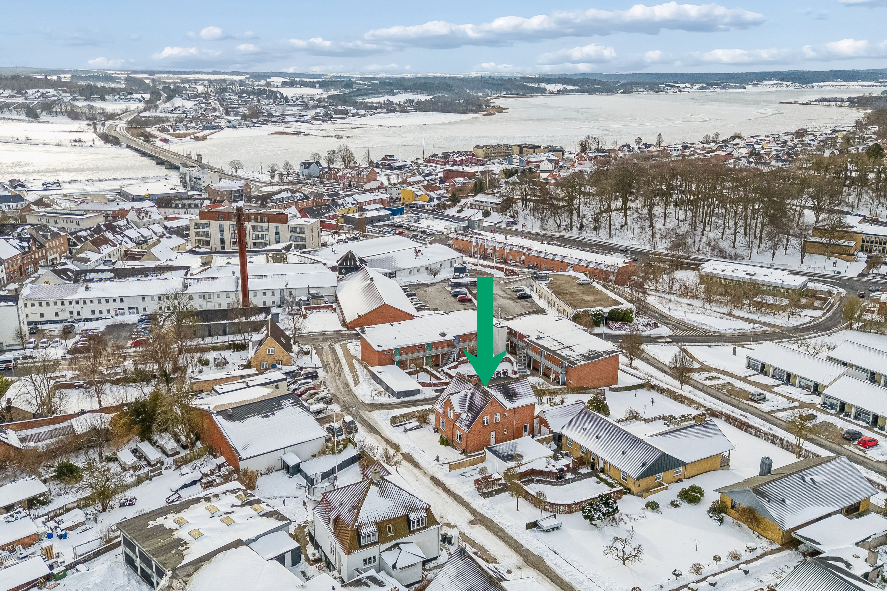 Fremhævet luftfoto billede i fuldskærmstilstand. Billede af Vandværksvej 5, 9560 Hadsund