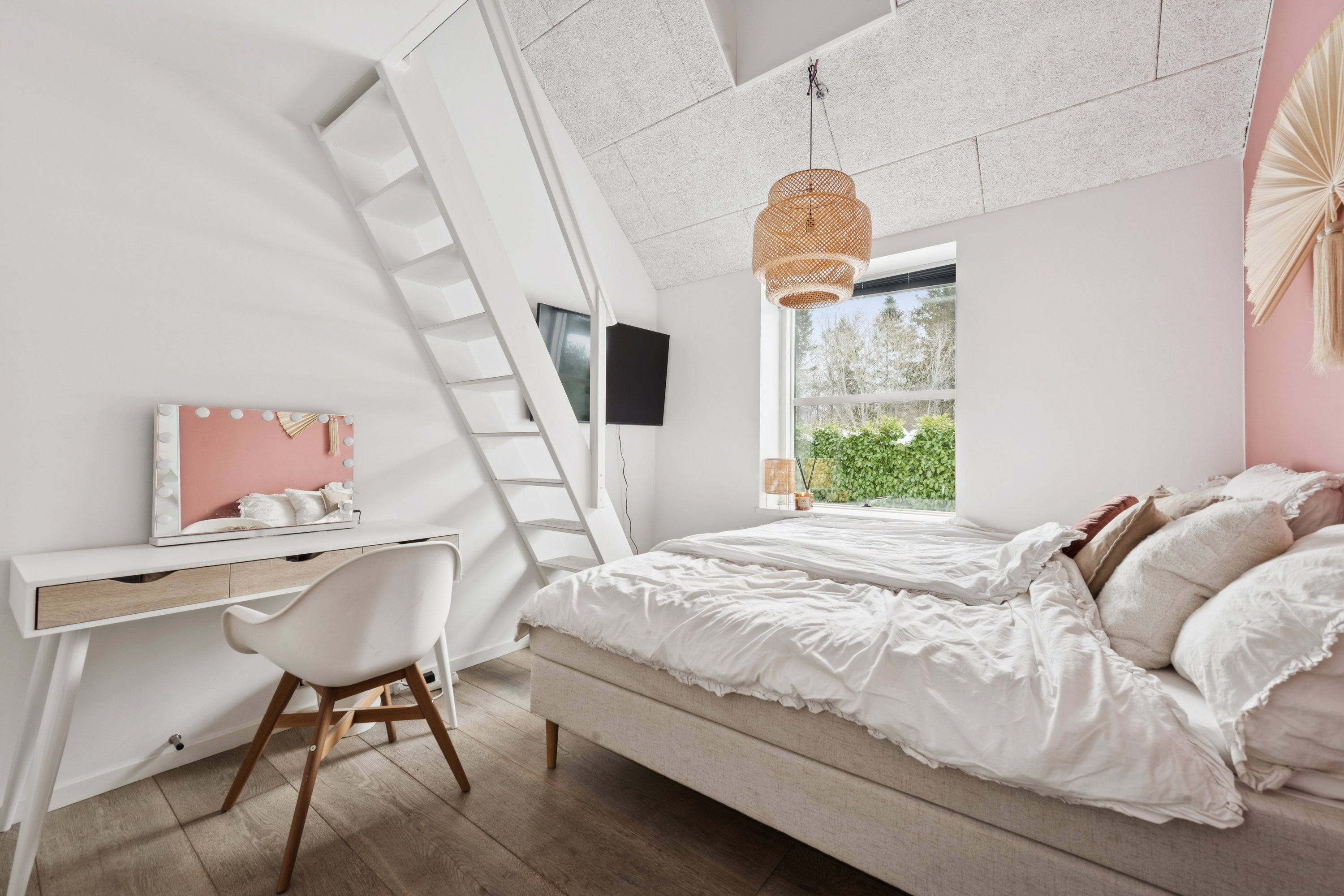 Fremhævet værelse billede i fuldskærmstilstand. Billede af Ellekilde 20, 2635 Ishøj