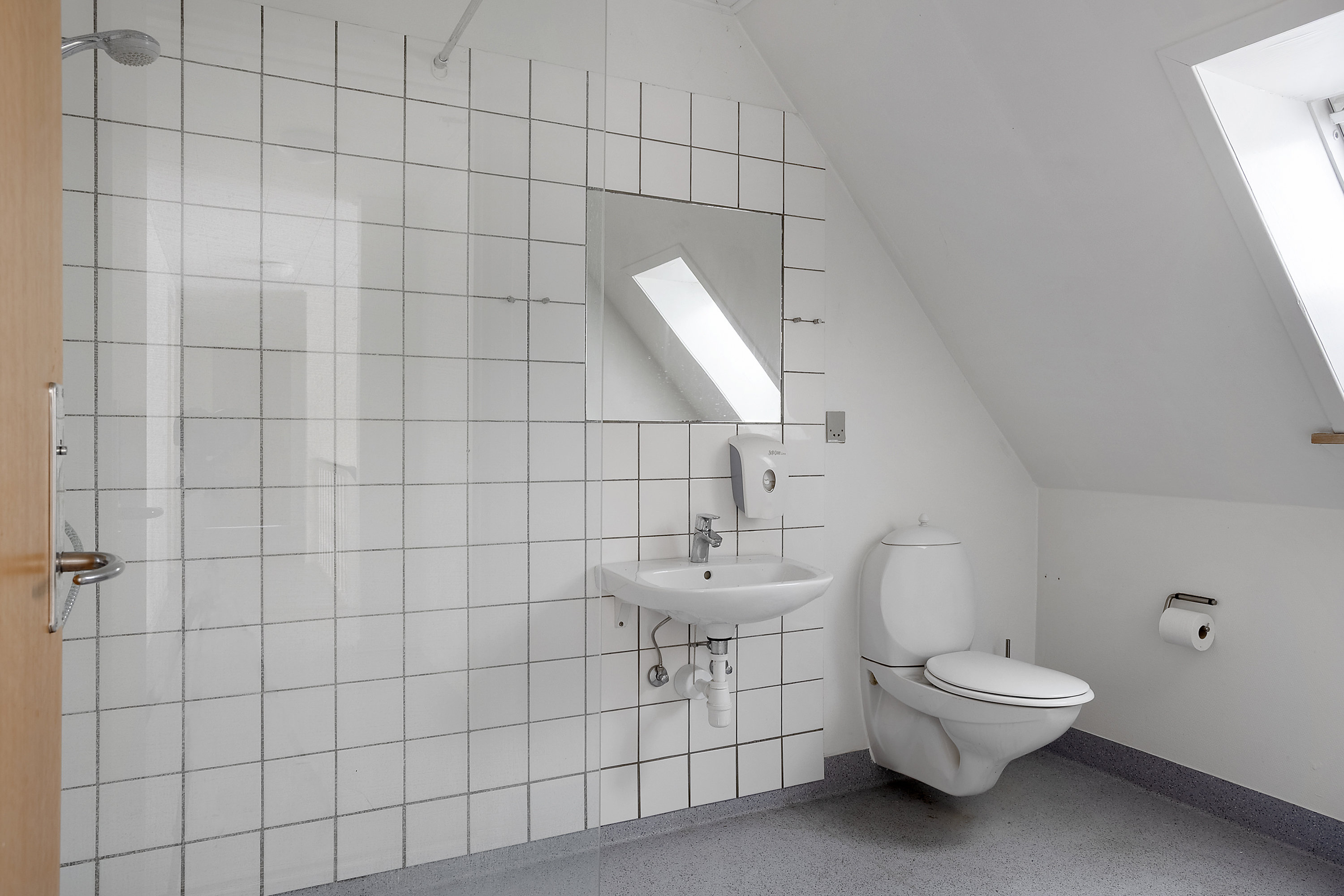 Fremhævet badeværelse billede i fuldskærmstilstand. Billede af Vestergade 19, 6670 Holsted