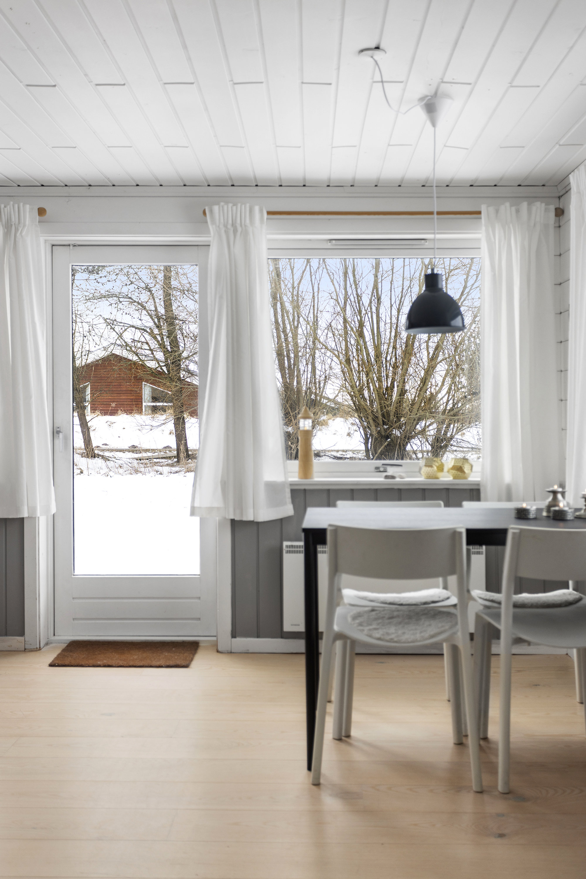 Fremhævet stue billede i fuldskærmstilstand. Billede af Havremarken 4, Bratten, 9970 Strandby