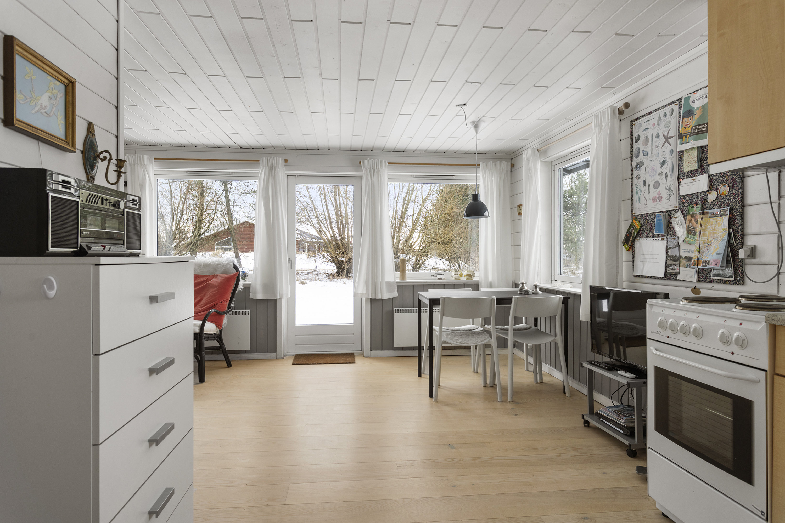 Fremhævet stue billede i fuldskærmstilstand. Billede af Havremarken 4, Bratten, 9970 Strandby