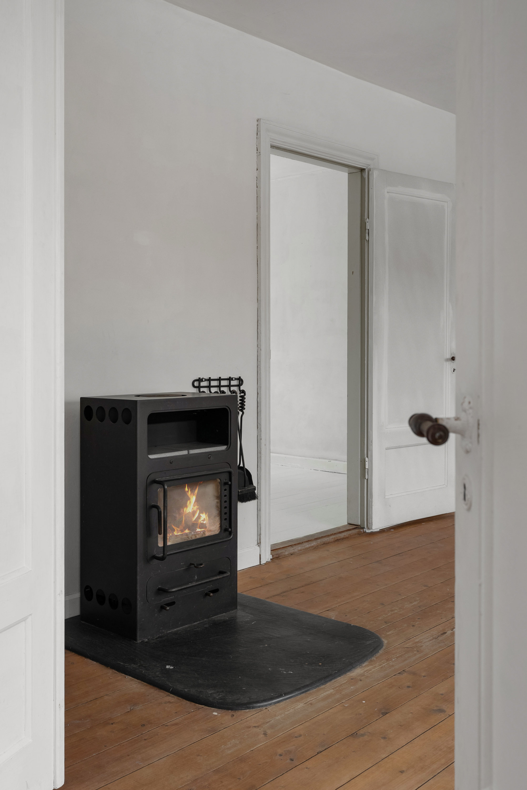 Fremhævet stue billede i fuldskærmstilstand. Billede af Bystævnet 26, Bederslev, 5450 Otterup