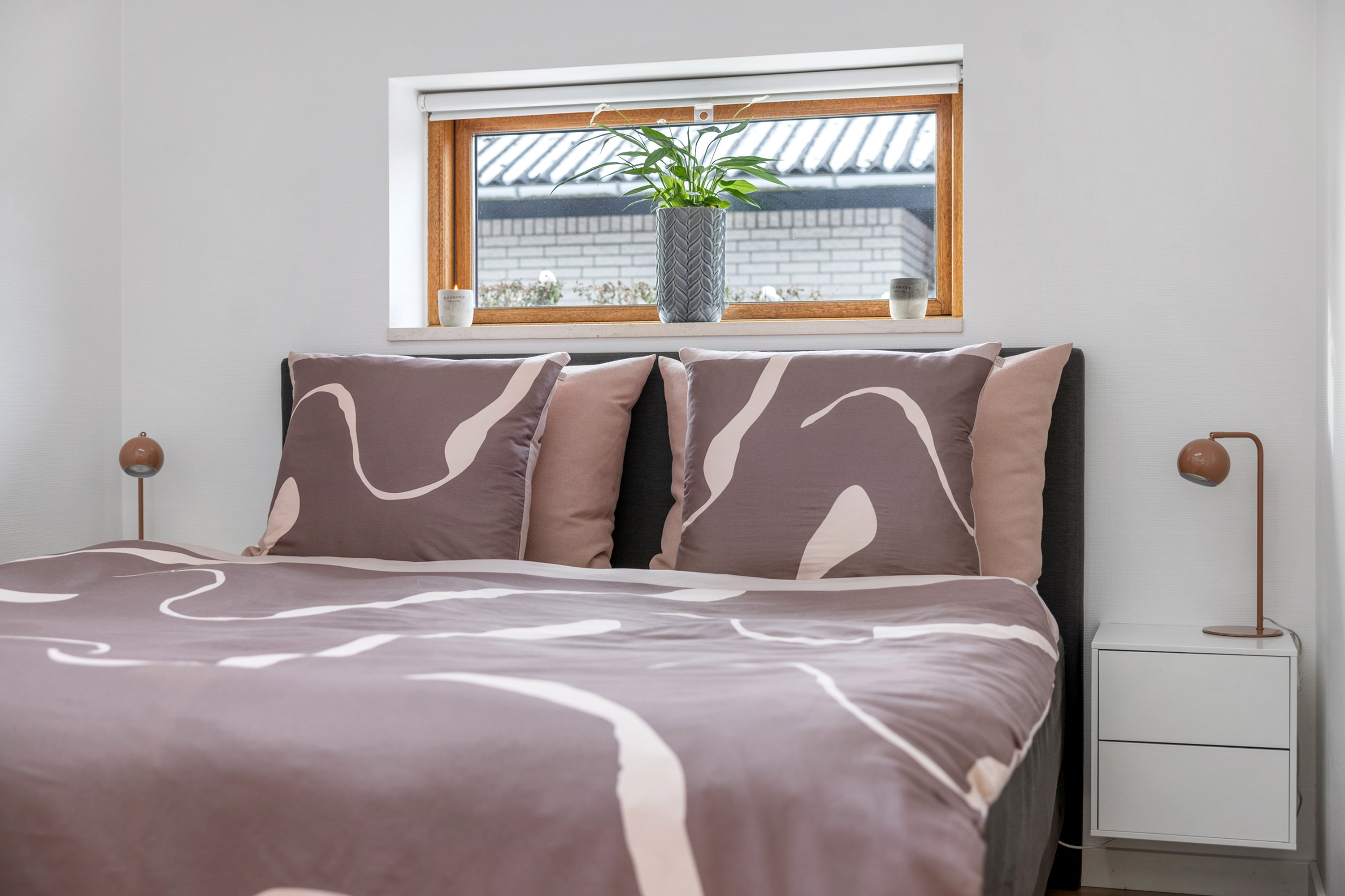 Fremhævet stue billede i fuldskærmstilstand. Billede af Lisborgvej 17, 9900 Frederikshavn