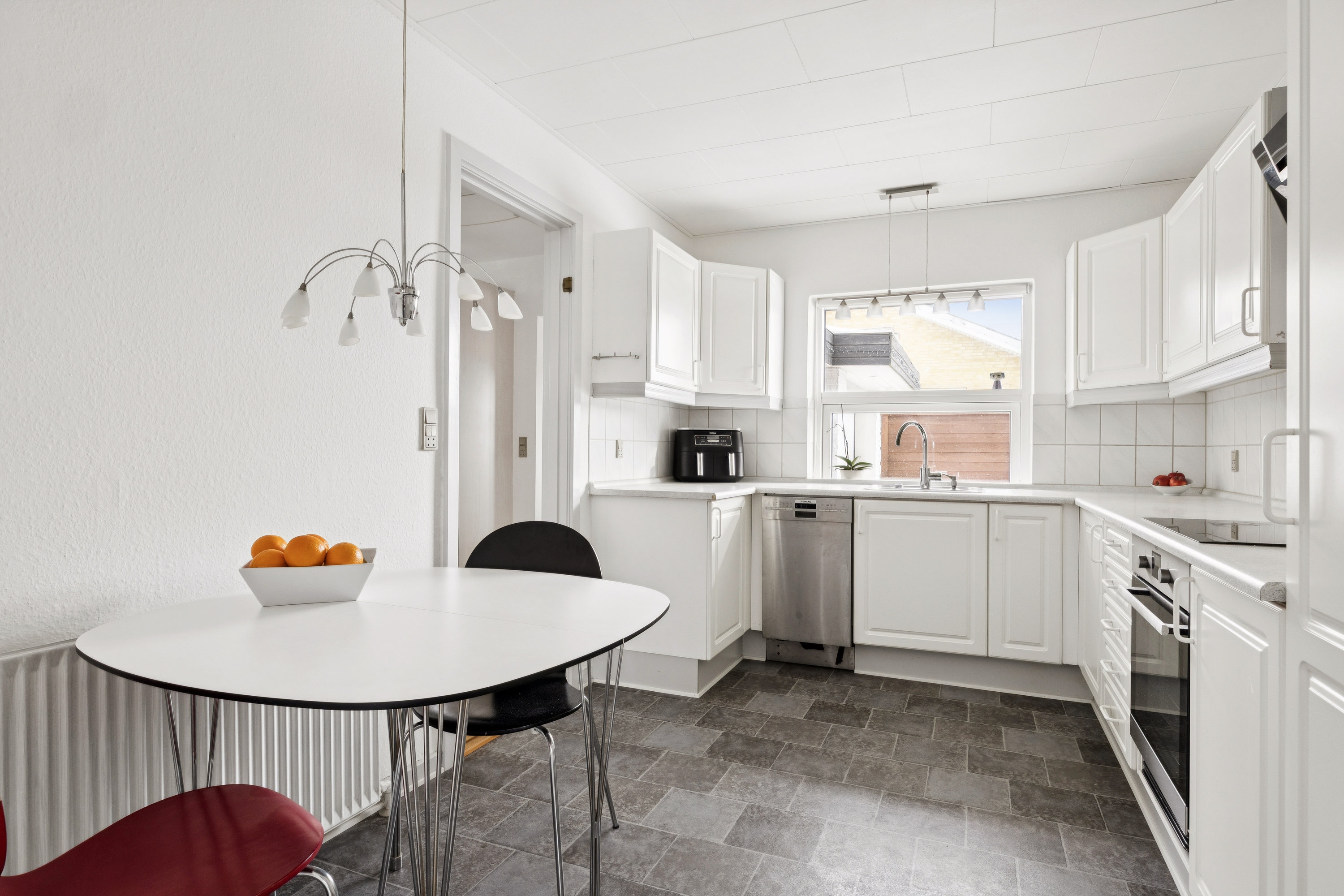 Fremhævet  billede i fuldskærmstilstand. Billede af Kløvervænget 30, 4173 Fjenneslev