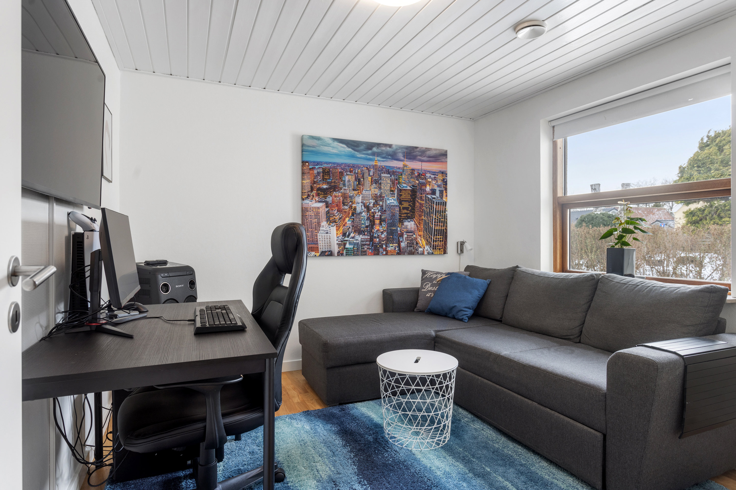 Fremhævet værelse billede i fuldskærmstilstand. Billede af Lisborgvej 17, 9900 Frederikshavn