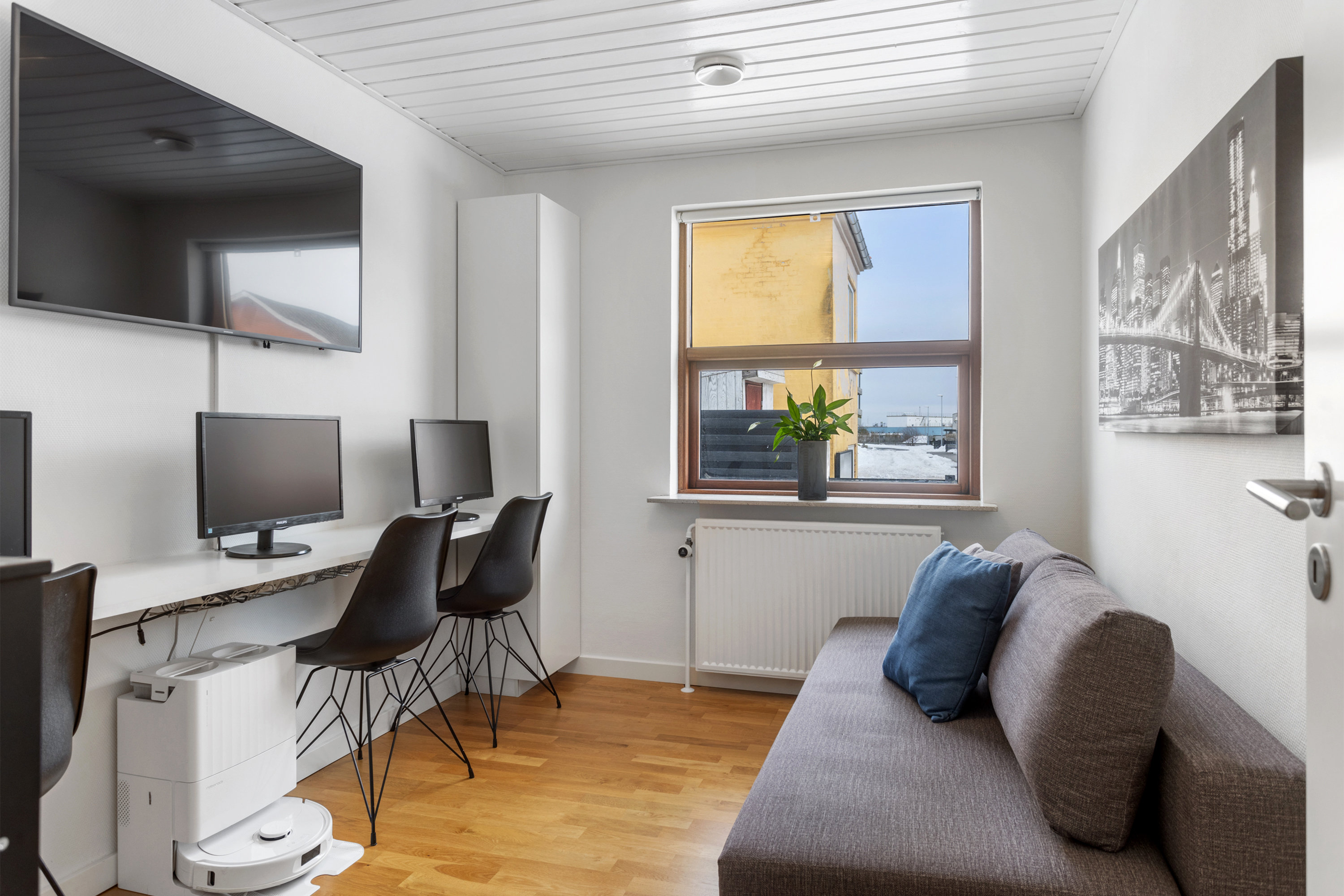 Fremhævet værelse billede i fuldskærmstilstand. Billede af Lisborgvej 17, 9900 Frederikshavn