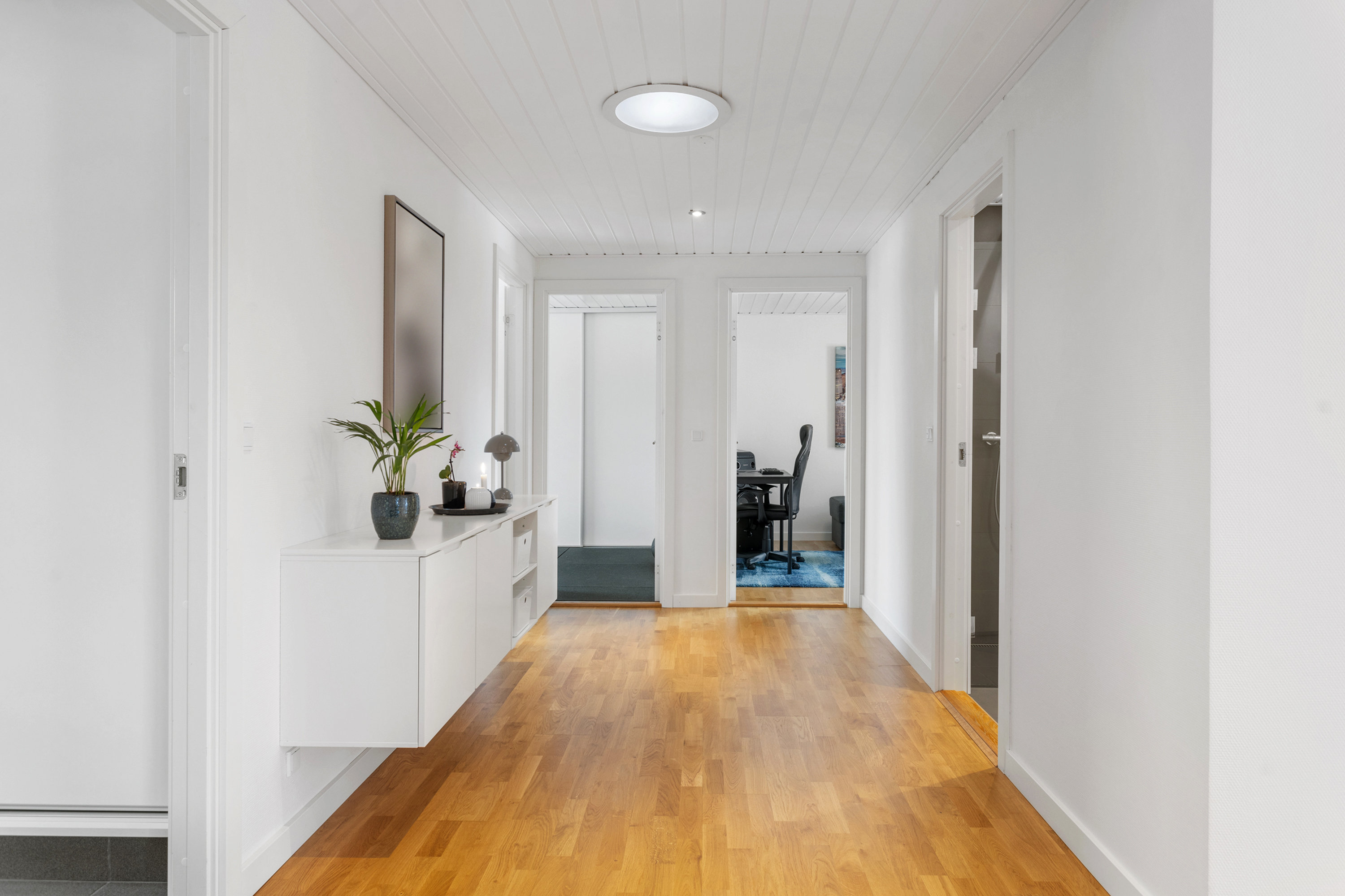 Fremhævet gang billede i fuldskærmstilstand. Billede af Lisborgvej 17, 9900 Frederikshavn