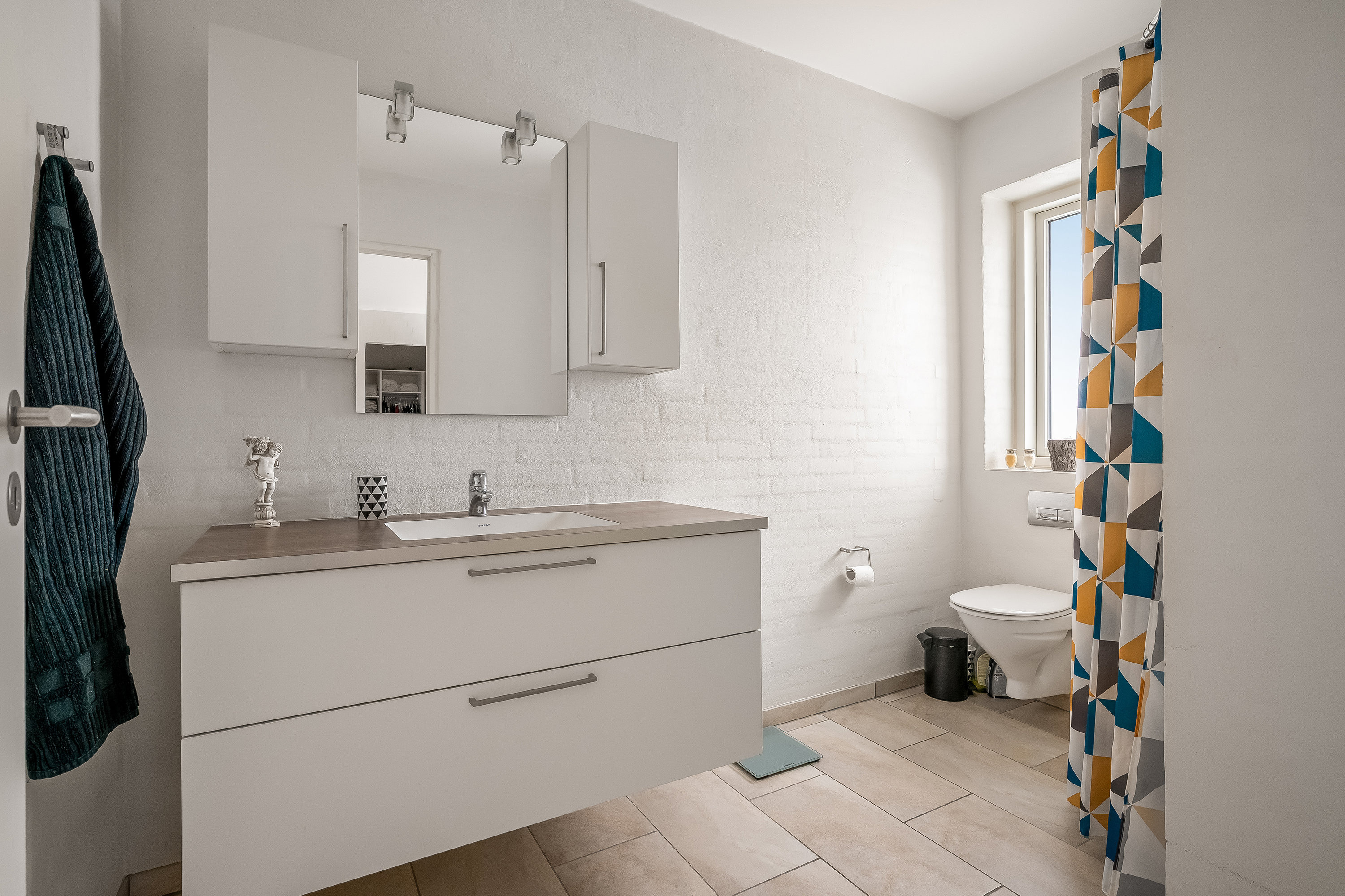 Fremhævet badeværelse billede i fuldskærmstilstand. Billede af Grøften 2, 7500 Holstebro