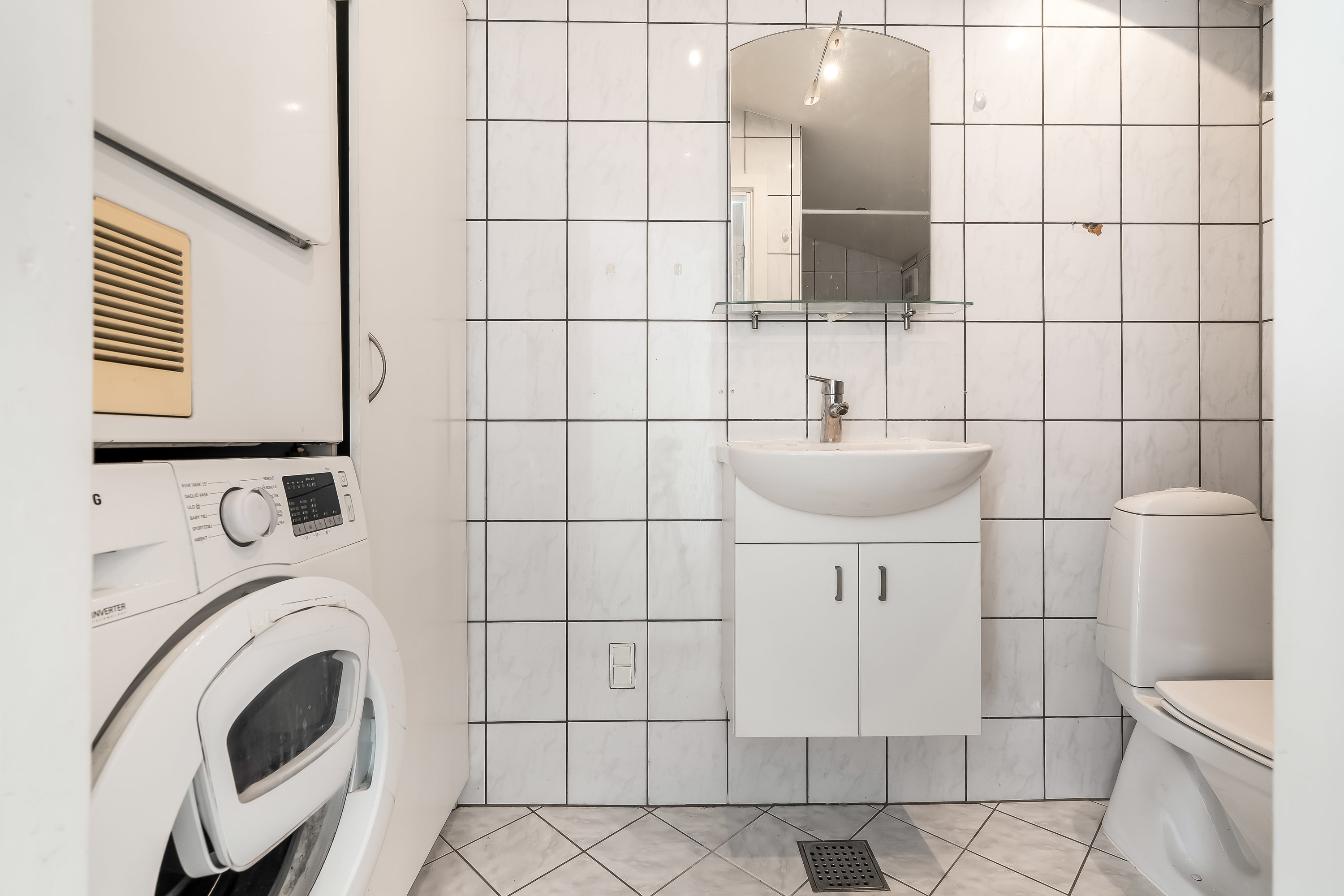 Fremhævet badeværelse billede i fuldskærmstilstand. Billede af Ahornvej 58, 3200 Helsinge