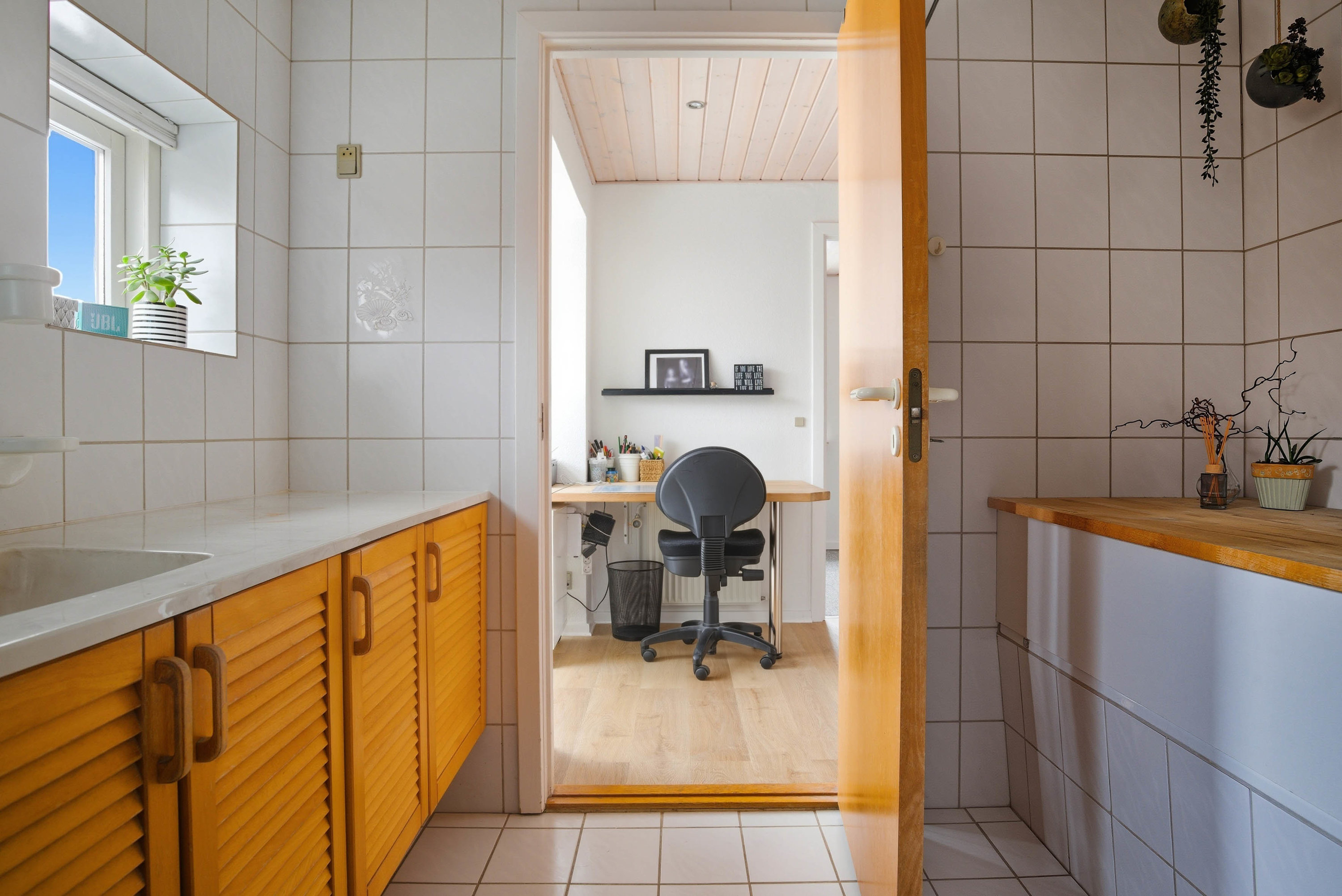 Fremhævet badeværelse billede i fuldskærmstilstand. Billede af Ribesvej 5, 7550 Sørvad