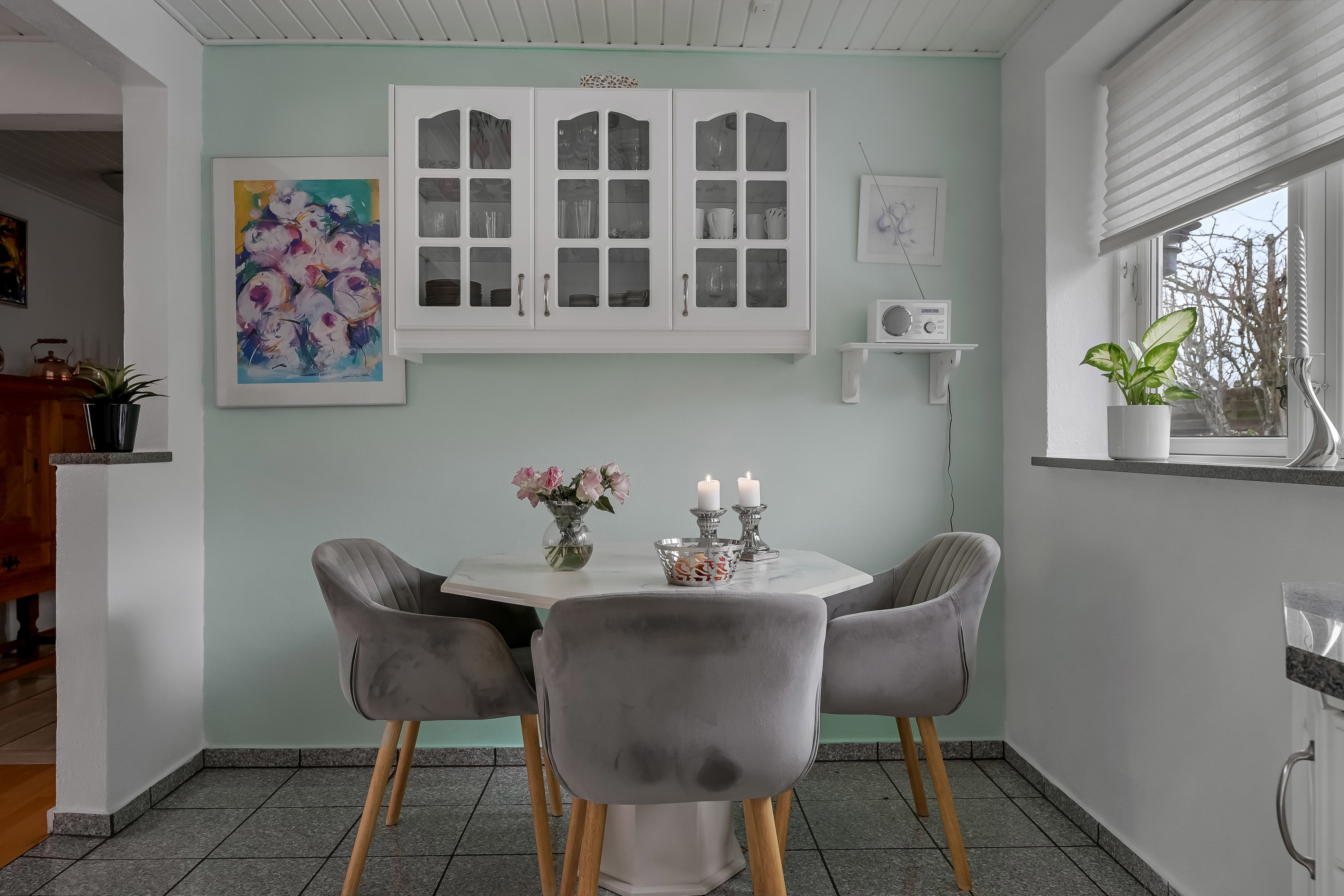 Fremhævet stue billede i fuldskærmstilstand. Billede af Egedesmindevej 132, 6715 Esbjerg N