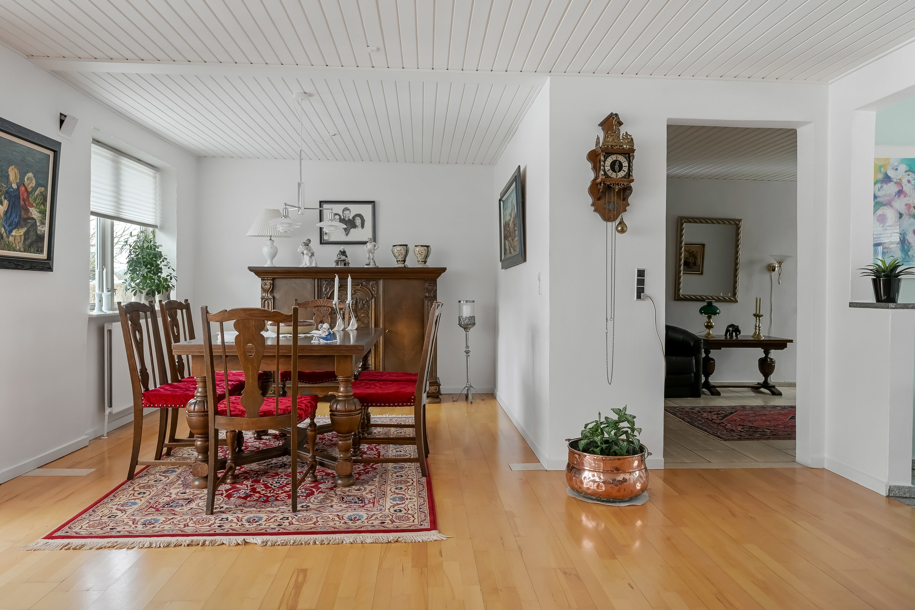 Fremhævet stue billede i fuldskærmstilstand. Billede af Egedesmindevej 132, 6715 Esbjerg N