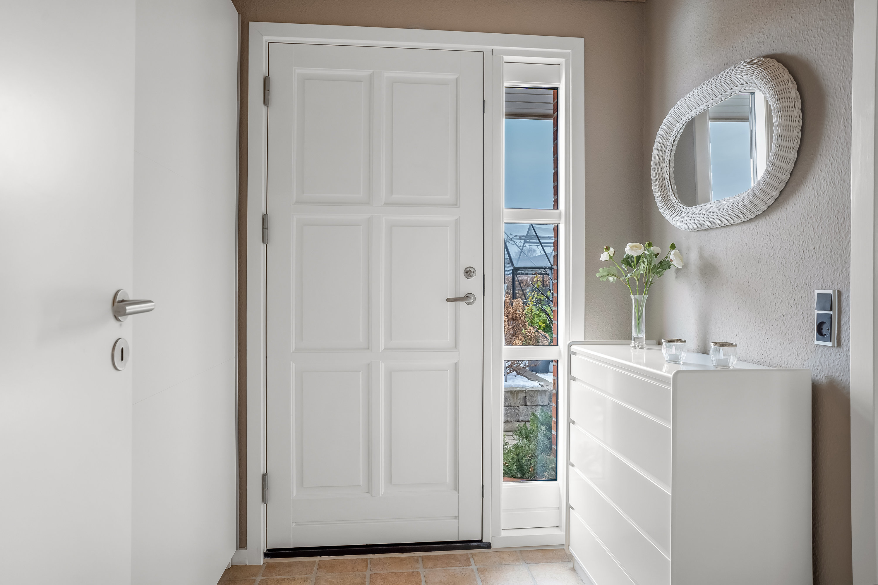 Fremhævet gang billede i fuldskærmstilstand. Billede af Agerhønevej 37, 4930 Maribo