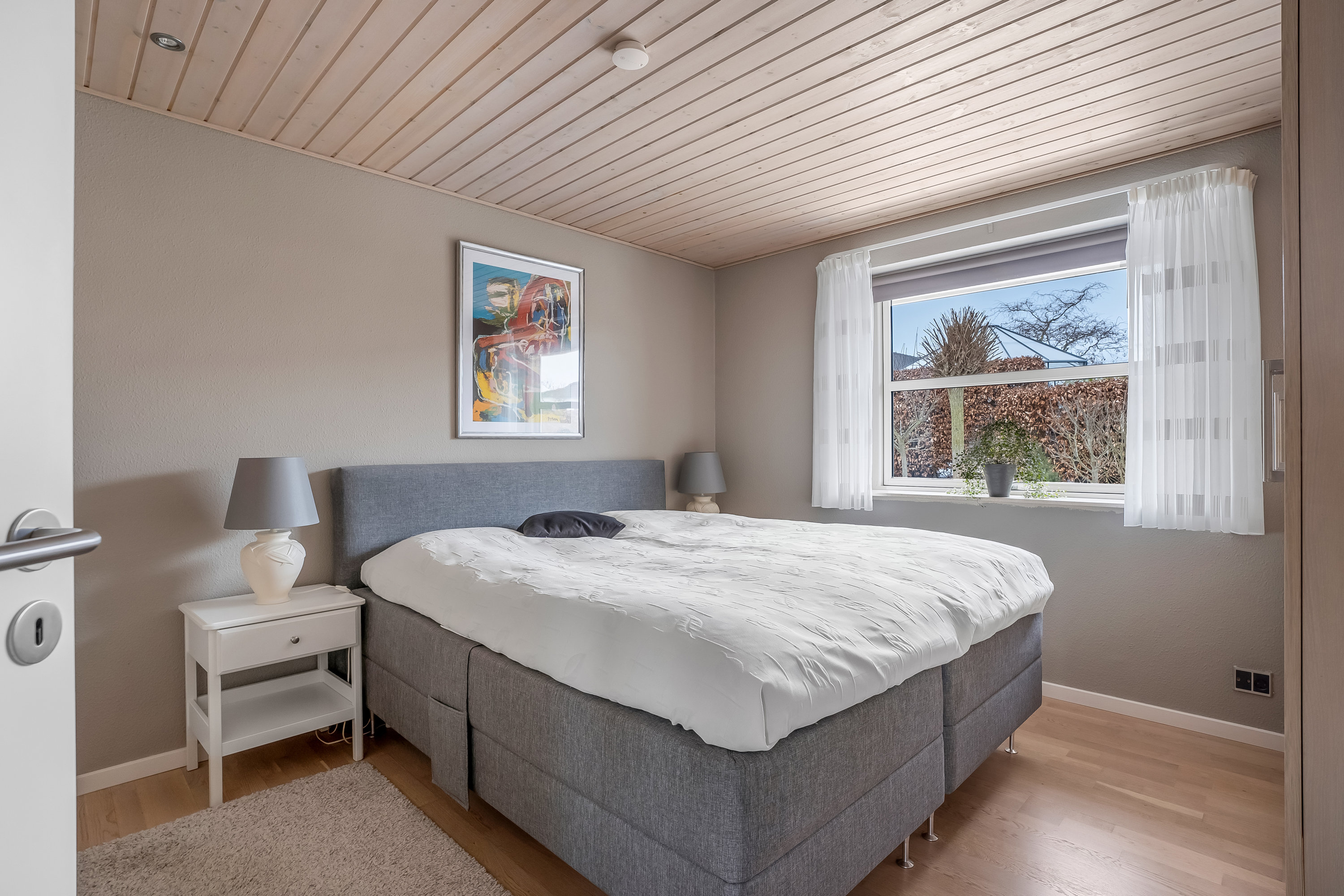 Fremhævet soveværelse billede i fuldskærmstilstand. Billede af Agerhønevej 37, 4930 Maribo