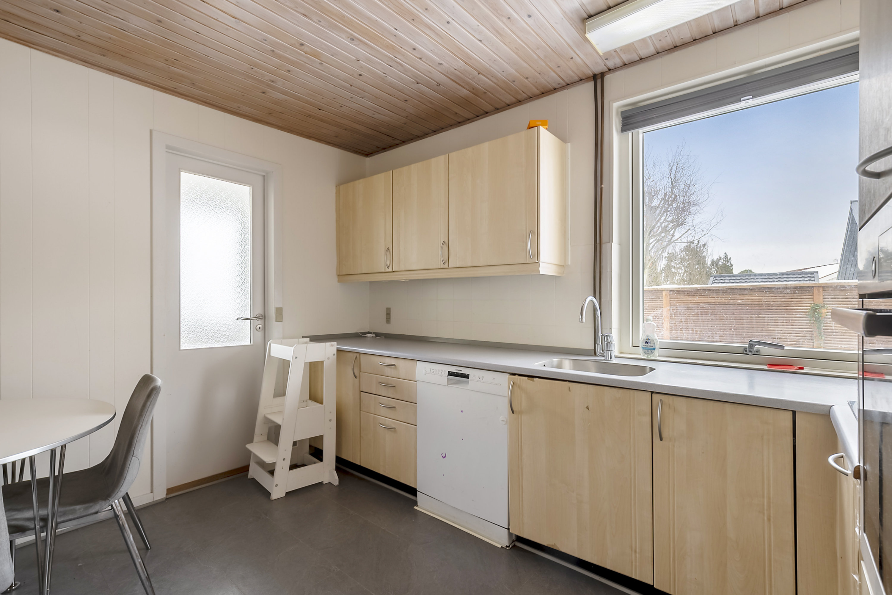 Fremhævet køkken billede i fuldskærmstilstand. Billede af Askvej 3, Dyrup, 5250 Odense SV