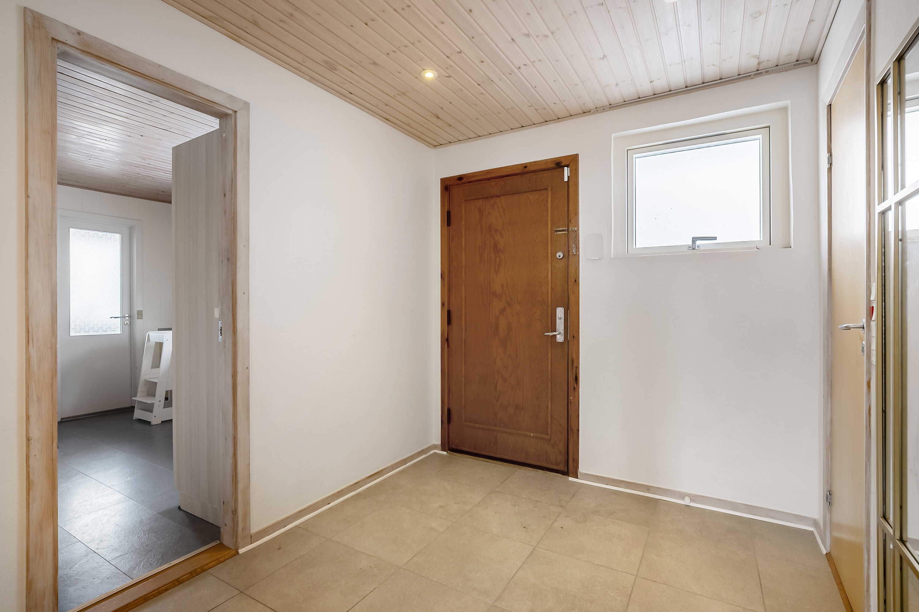 Fremhævet entre billede i fuldskærmstilstand. Billede af Askvej 3, Dyrup, 5250 Odense SV