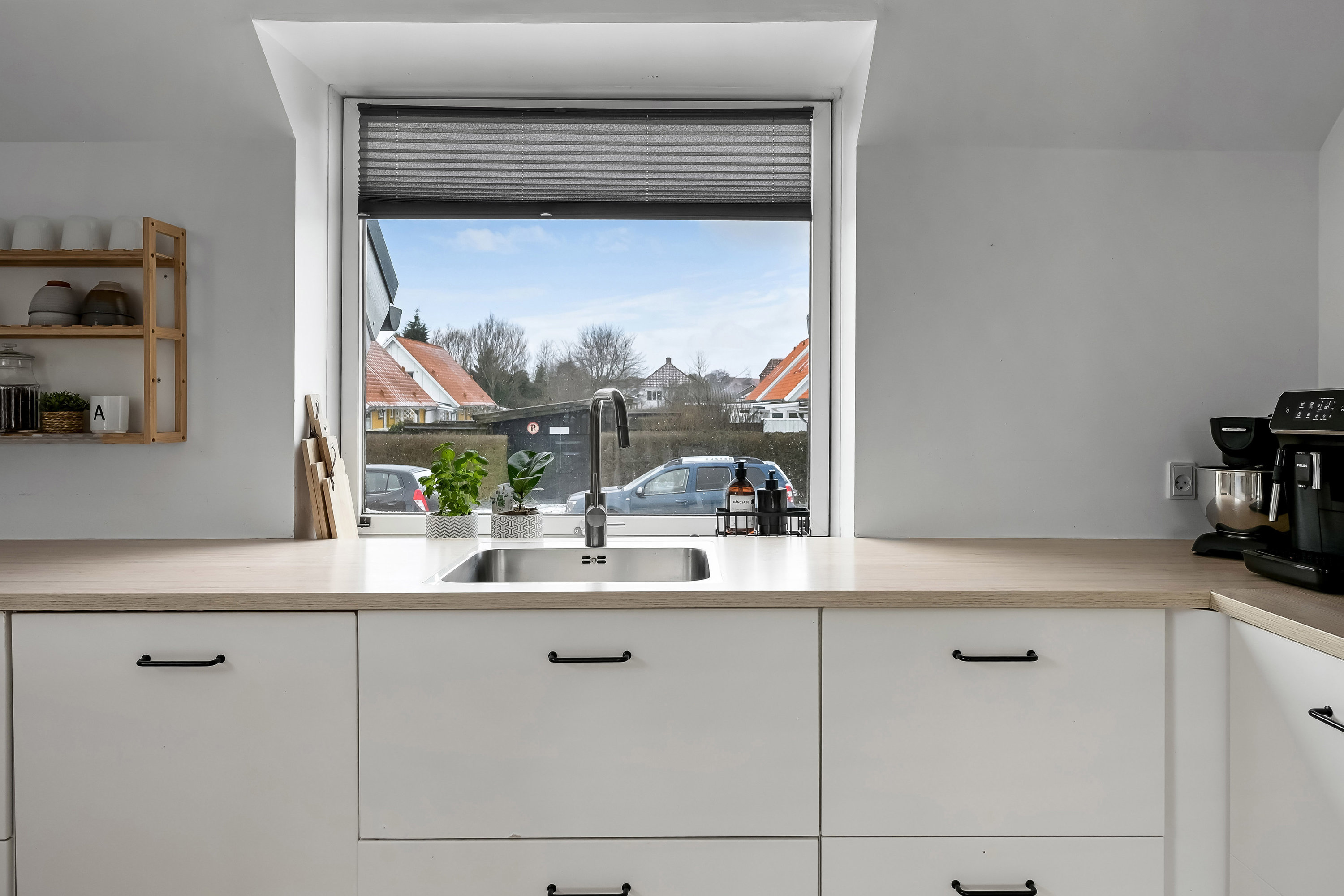 Fremhævet køkken billede i fuldskærmstilstand. Billede af Grønvangsvej 53, 6700 Esbjerg