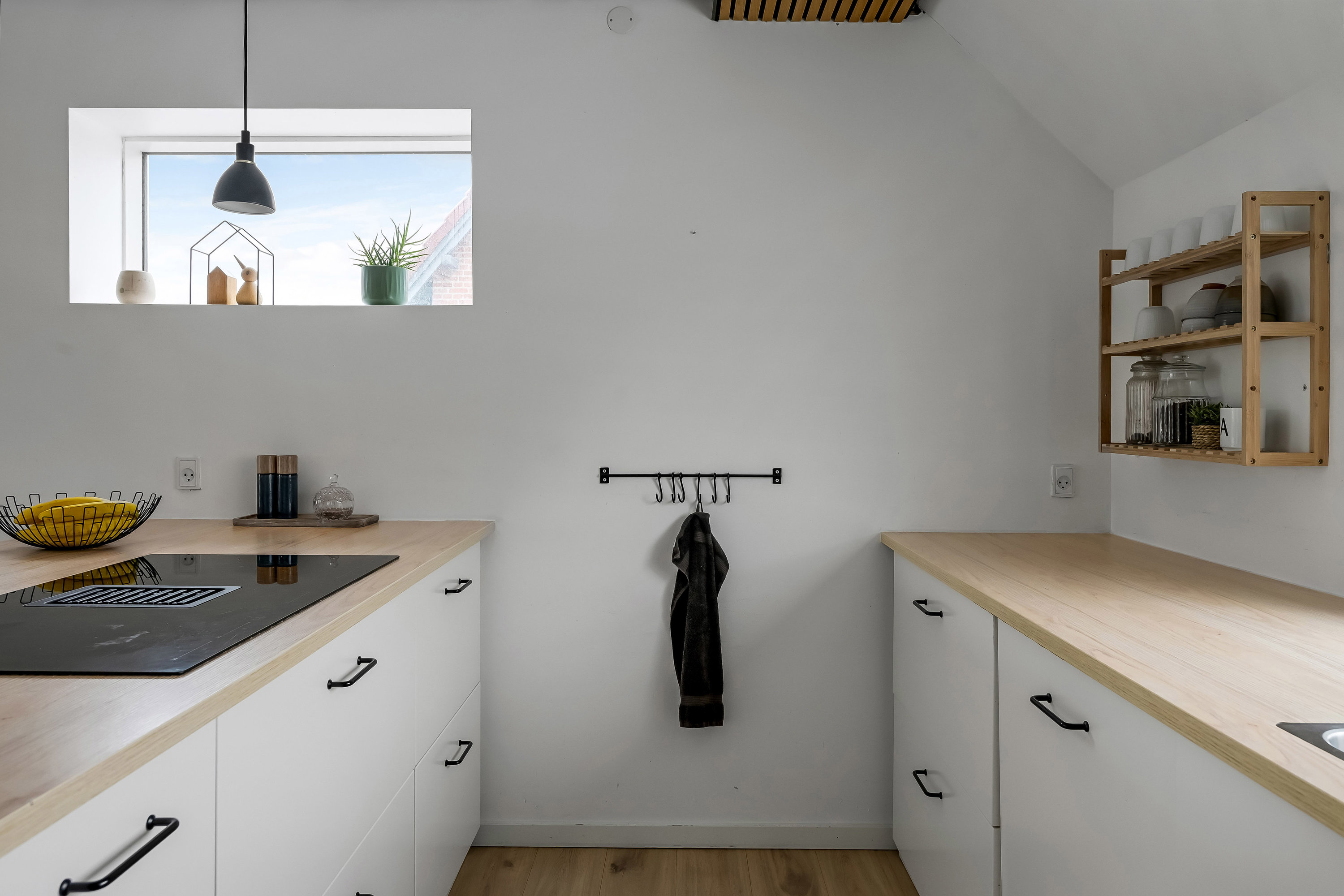 Fremhævet køkken billede i fuldskærmstilstand. Billede af Grønvangsvej 53, 6700 Esbjerg