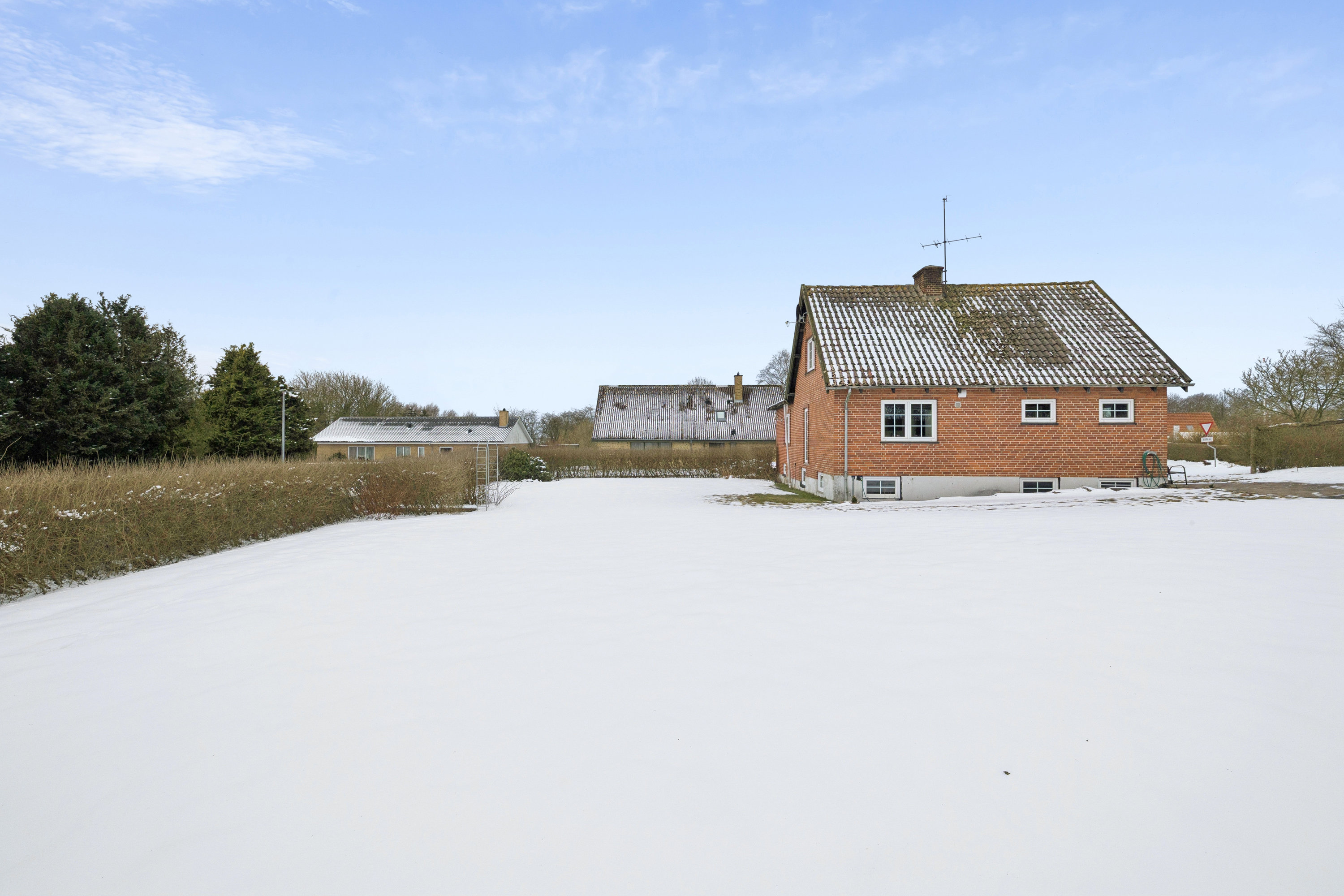 Fremhævet have billede i fuldskærmstilstand. Billede af Søndermarksvej 13+11, Stenild, 9500 Hobro