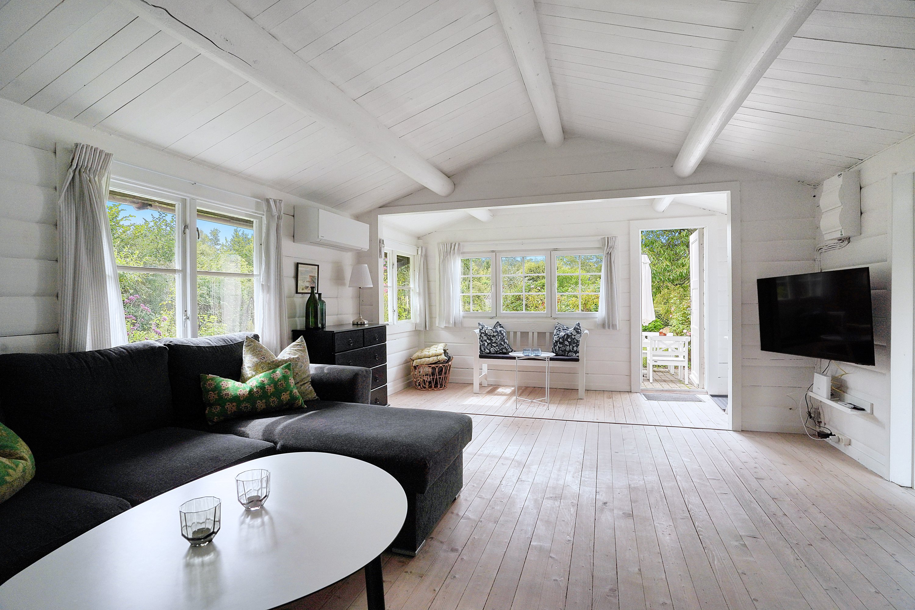 Fremhævet stue billede i fuldskærmstilstand. Billede af Tranevej 14, 3100 Hornbæk