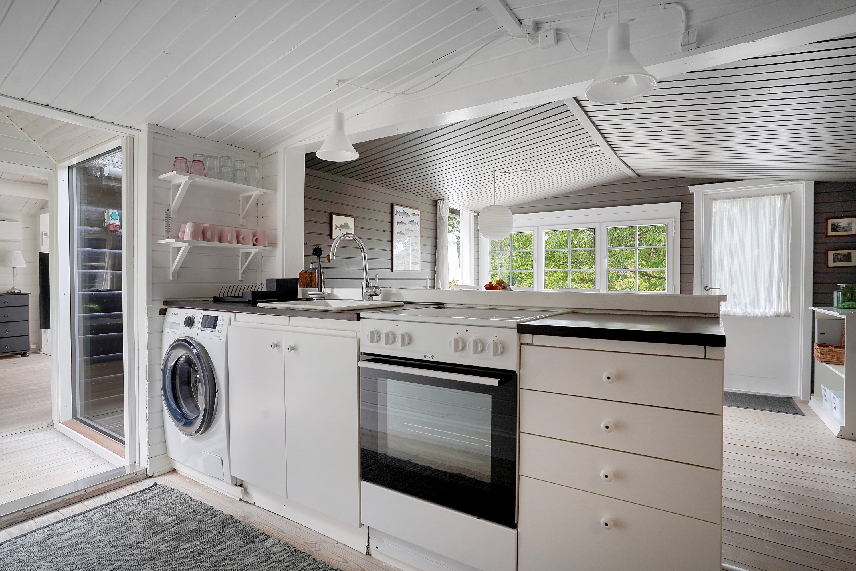 Fremhævet køkken billede i fuldskærmstilstand. Billede af Tranevej 14, 3100 Hornbæk