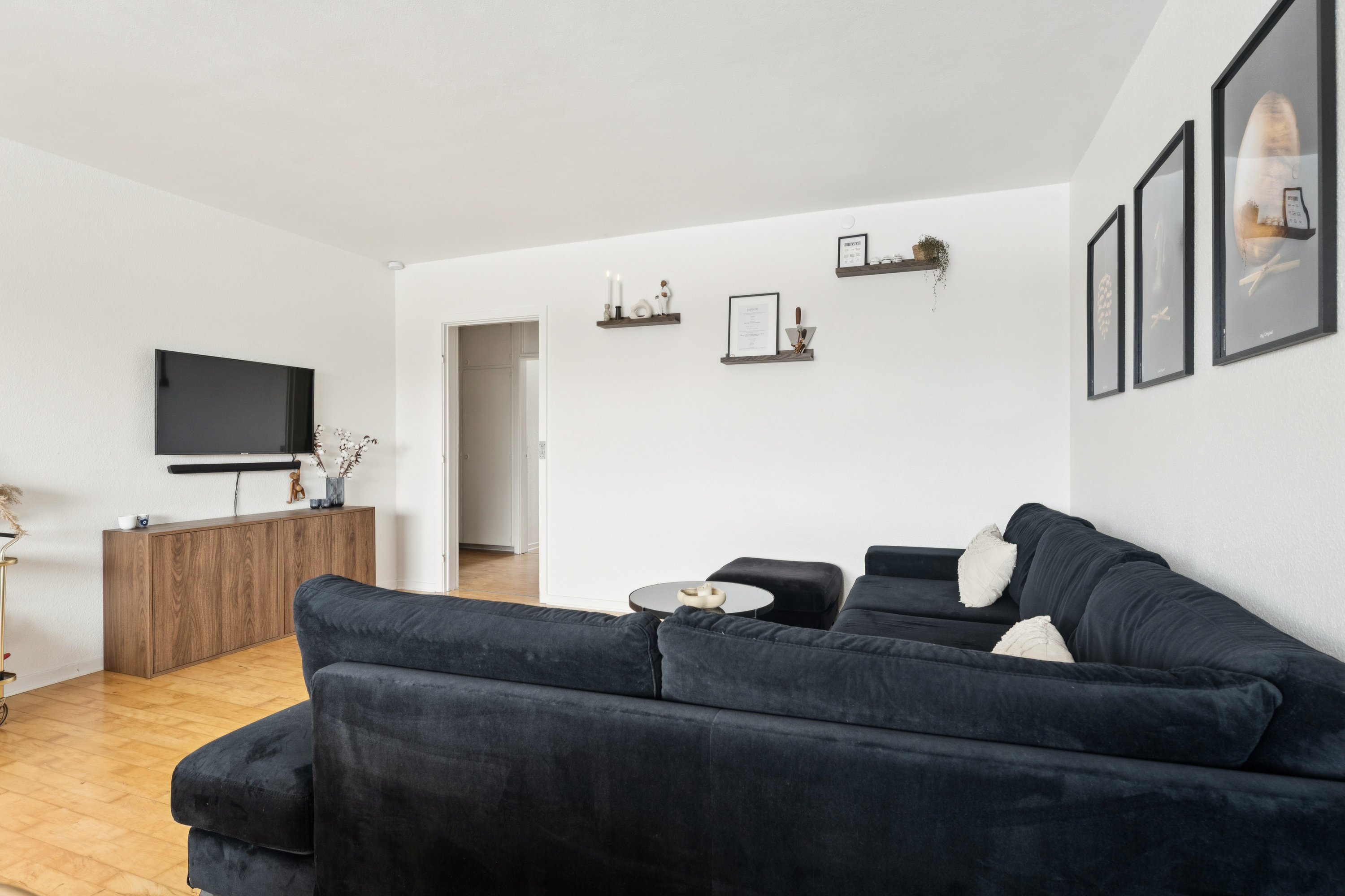 Fremhævet stue billede i fuldskærmstilstand. Billede af Rindsvej 38, 1. tv., 8920 Randers NV